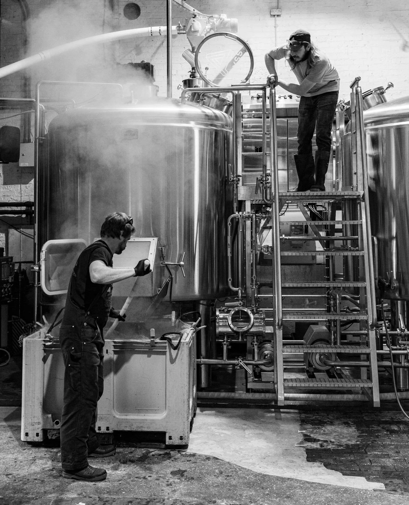 Into the ABYSS 🍺⁠
⁠
Behind the scenes at @abyssbrewing where the mash tuns steam, the canning line hums, and the air&rsquo;s filled with the malty aroma of something good in the making.⁠
⁠
Hard at work crafting some of the best beers to come out of 