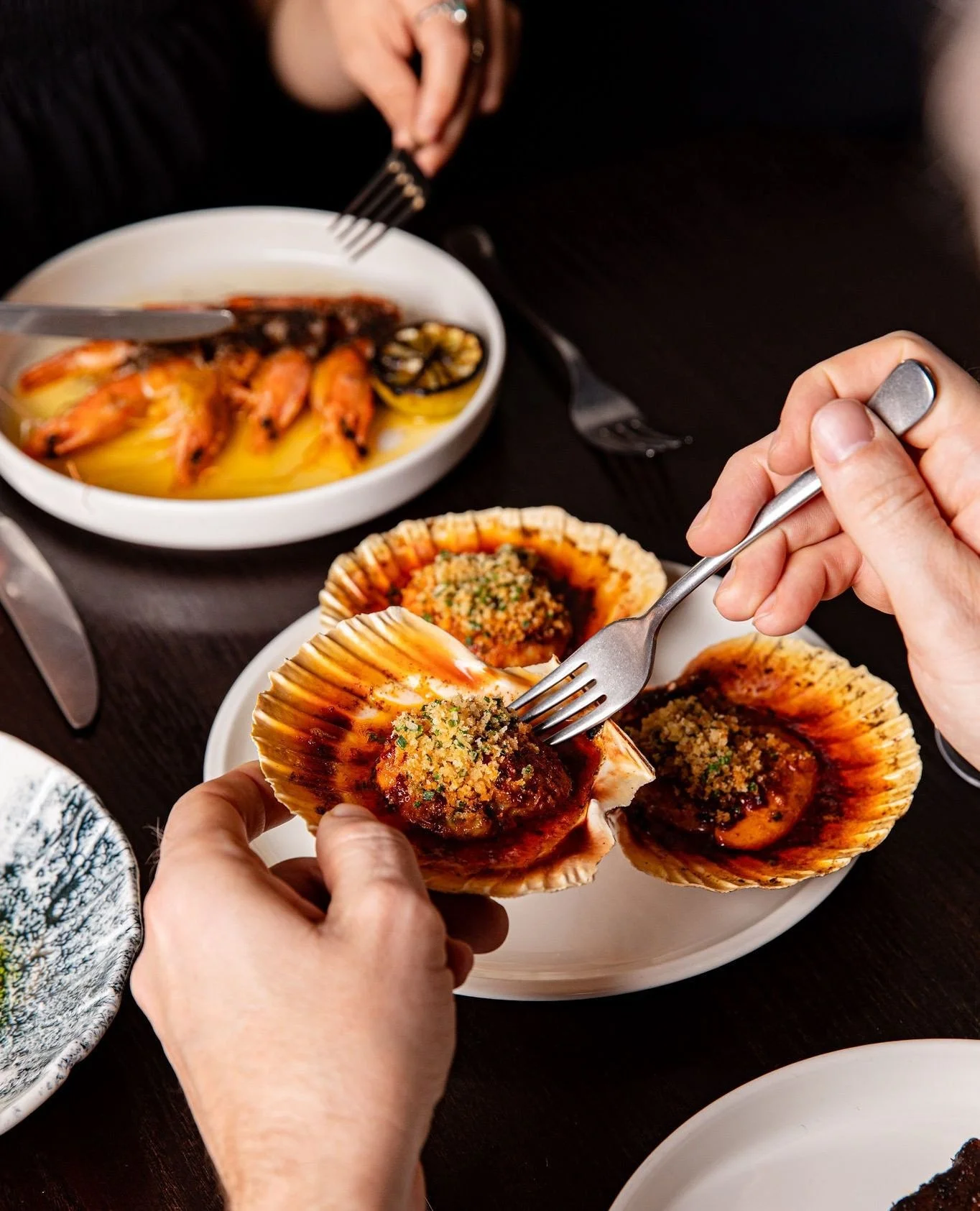 Autumn on the grill at @thecoalshed 🍂⁠
⁠
Fire, smoke and a whole lot of craft. From flame-seared scallops to charred mushrooms and those deep, smoky sauces that define the season. ⁠
⁠
A celebration of cooking over fire, done with real mastery, where