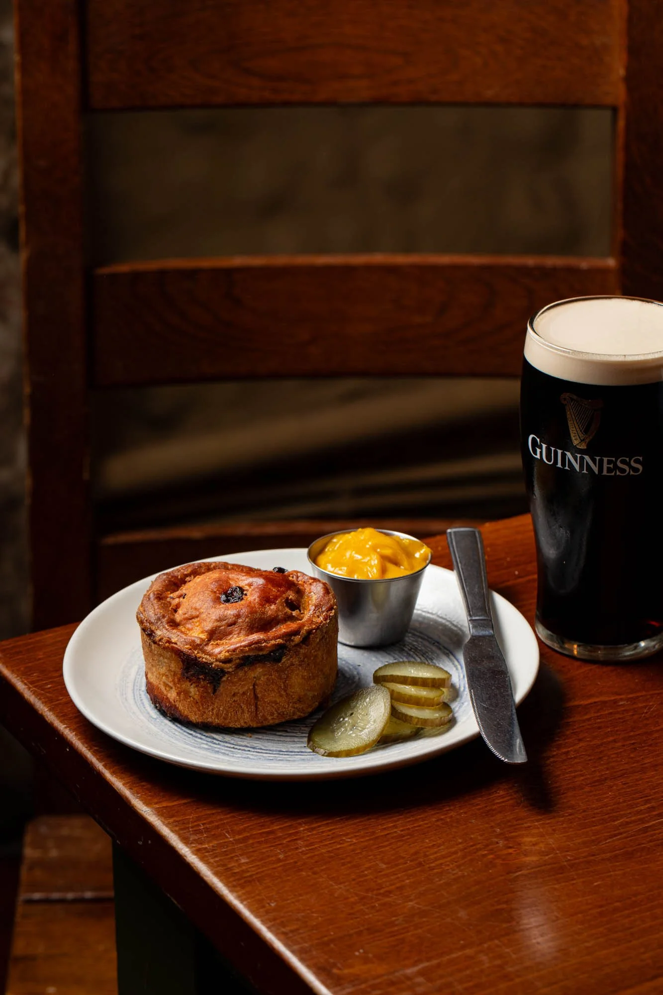 Ellen Richardson - Restaurants Brighton - Cricketers 30.10.25-4.jpg