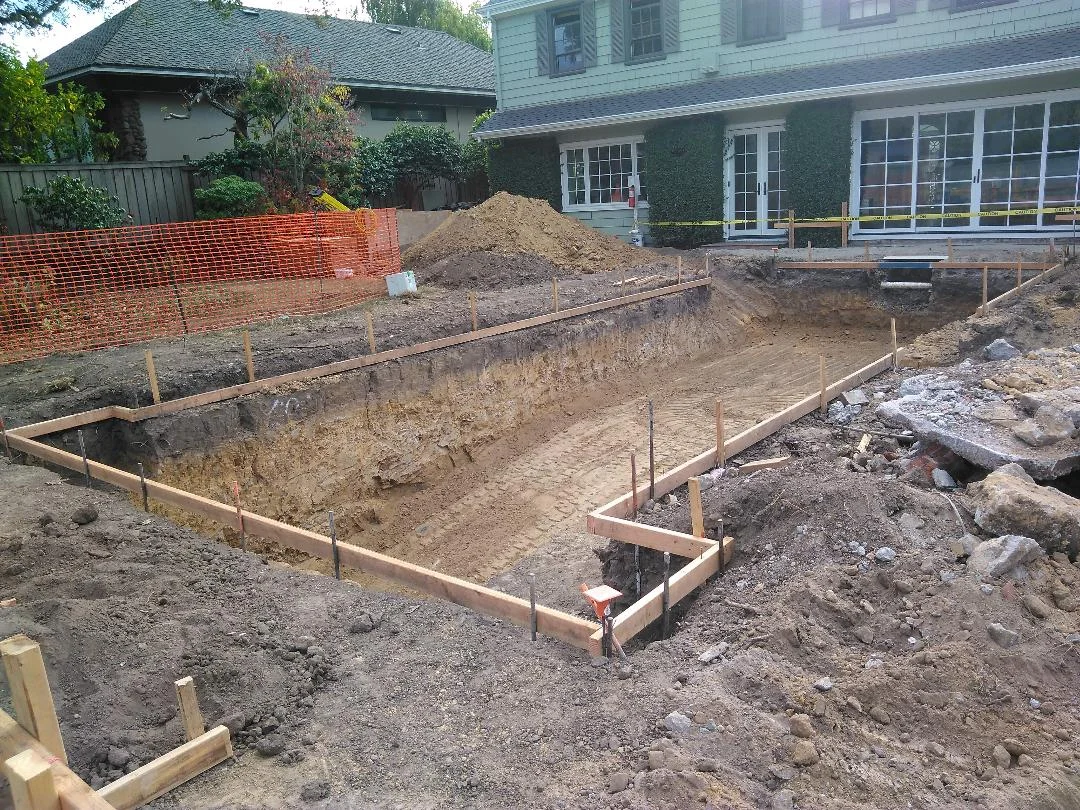 Excavation Photo 2018.015.jpg