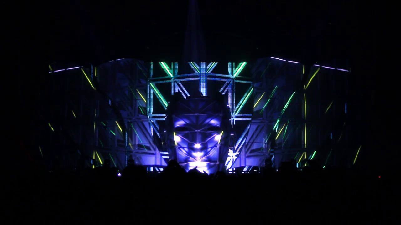 Avicii Le7els tour 2012 - Punx vs. Kangaroo (Copy)