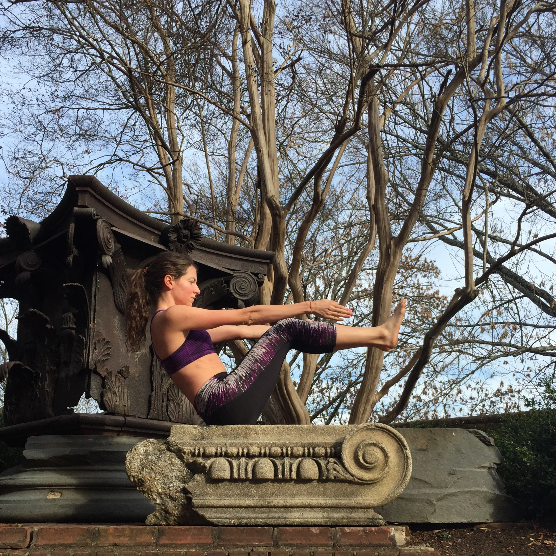 Only 5 Minutes to Spare? 3 Quick Yoga Sequences for Core, Energy, and Restoration