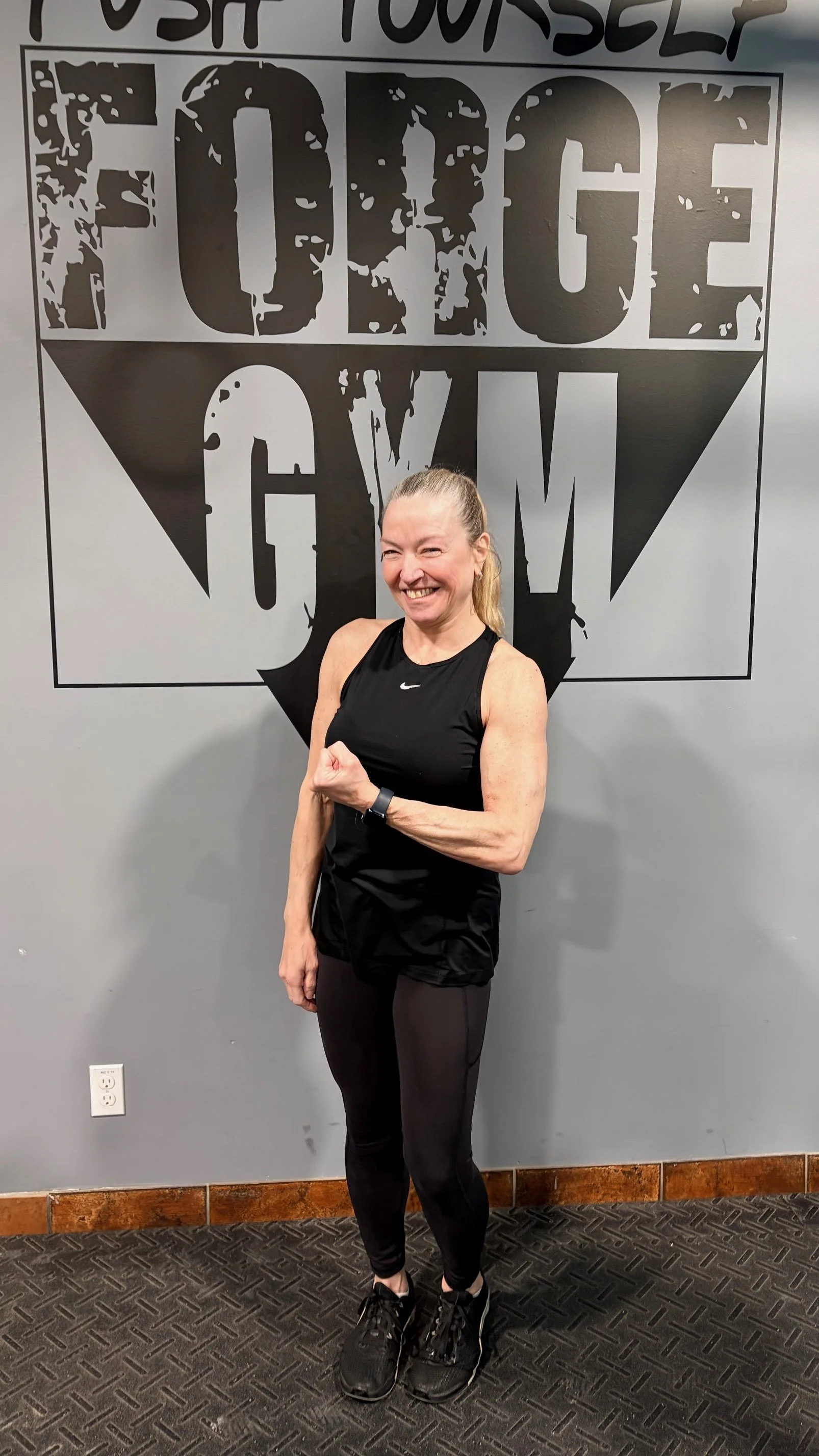 Coach Sylvianne.

Pour Sylvianne, la technique a toute son importance! Attentive à l'exécution des mouvements, elle aide les membres à développer de bonnes habitudes et à bouger avec confiance. Parce que bien s'entraîner, ce n'est pas seulement trava