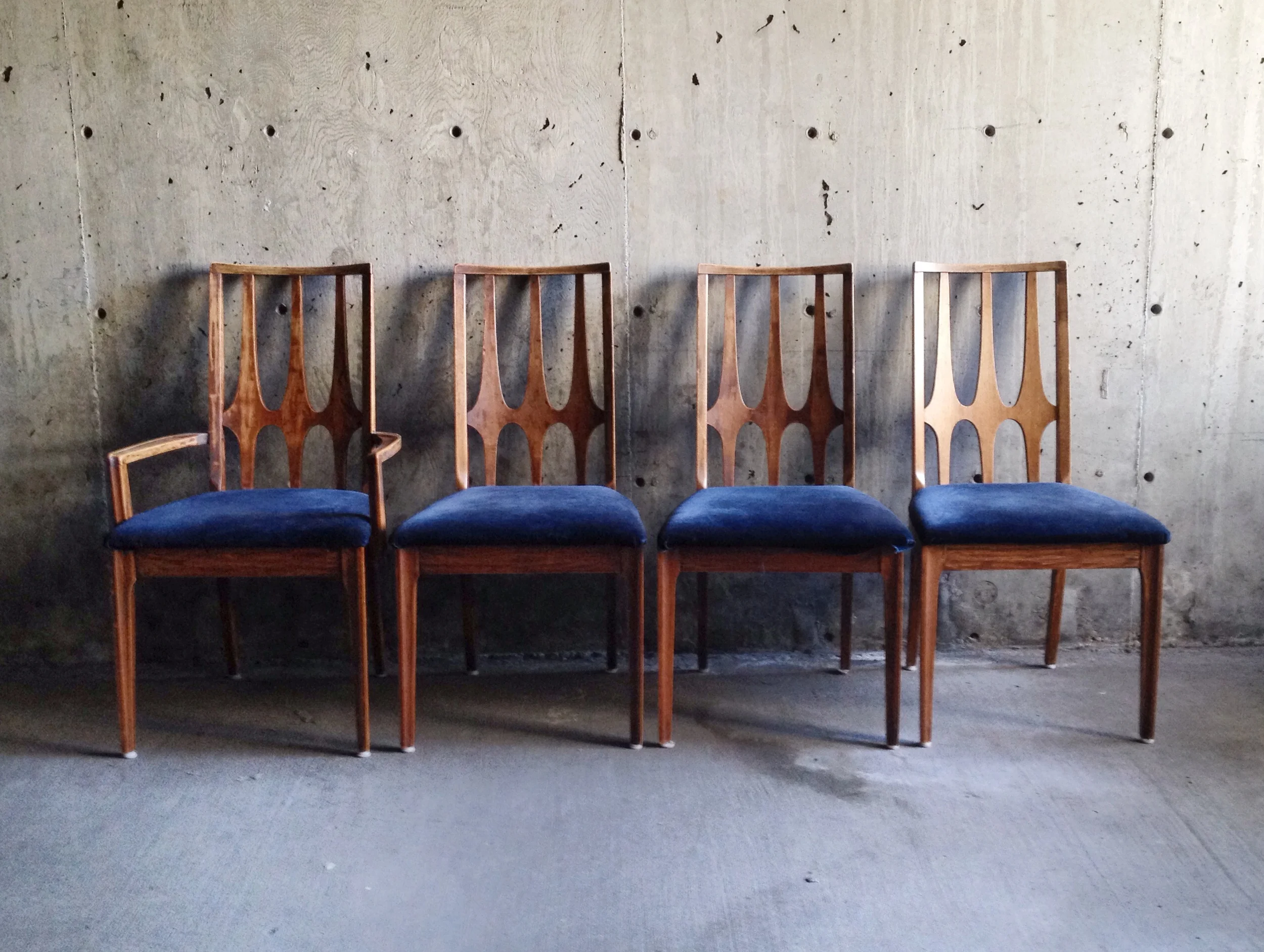 set of 4 Broyhill Brasilia dining chairs.s