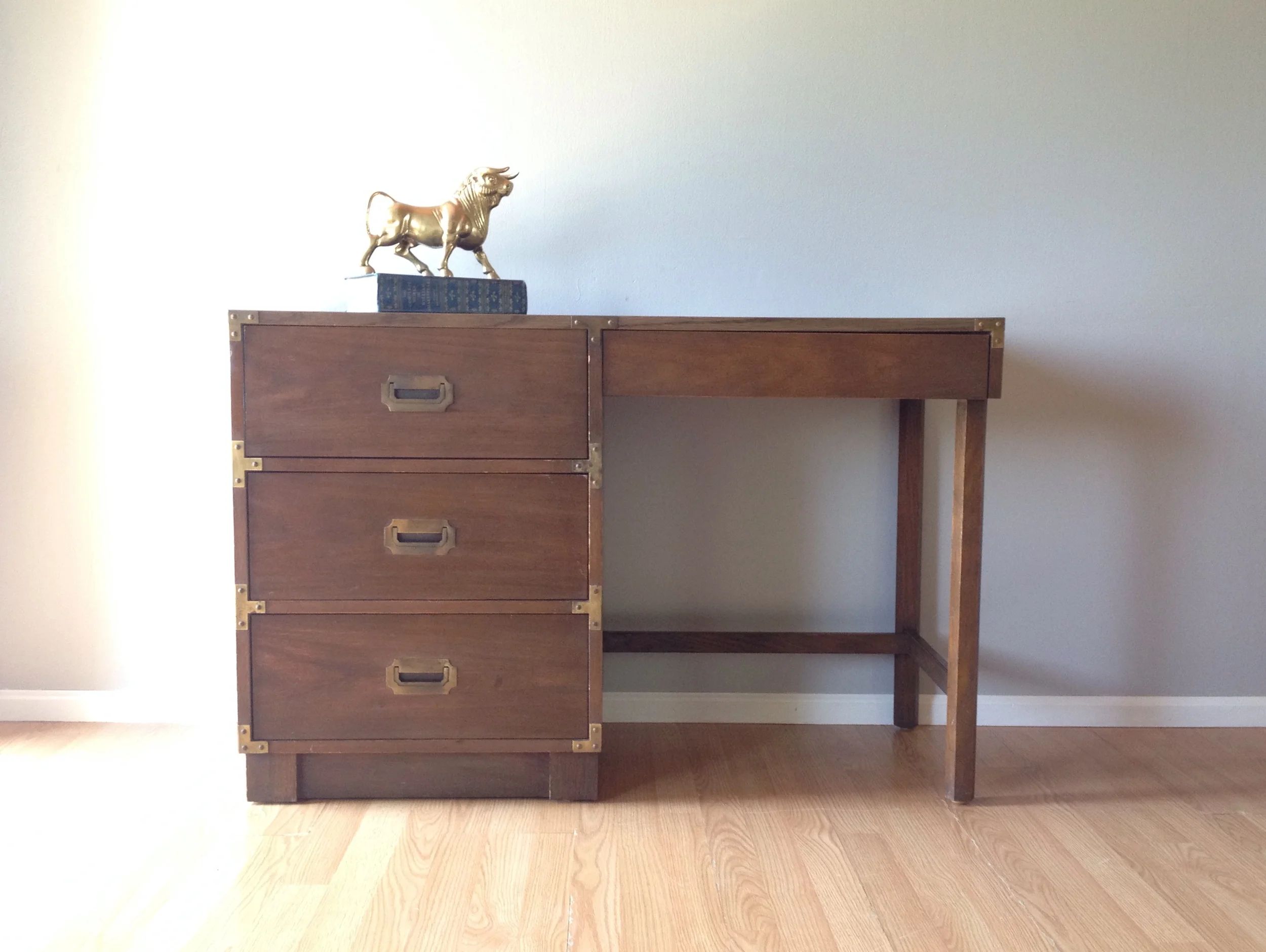 vintage Drexel campaign desk.