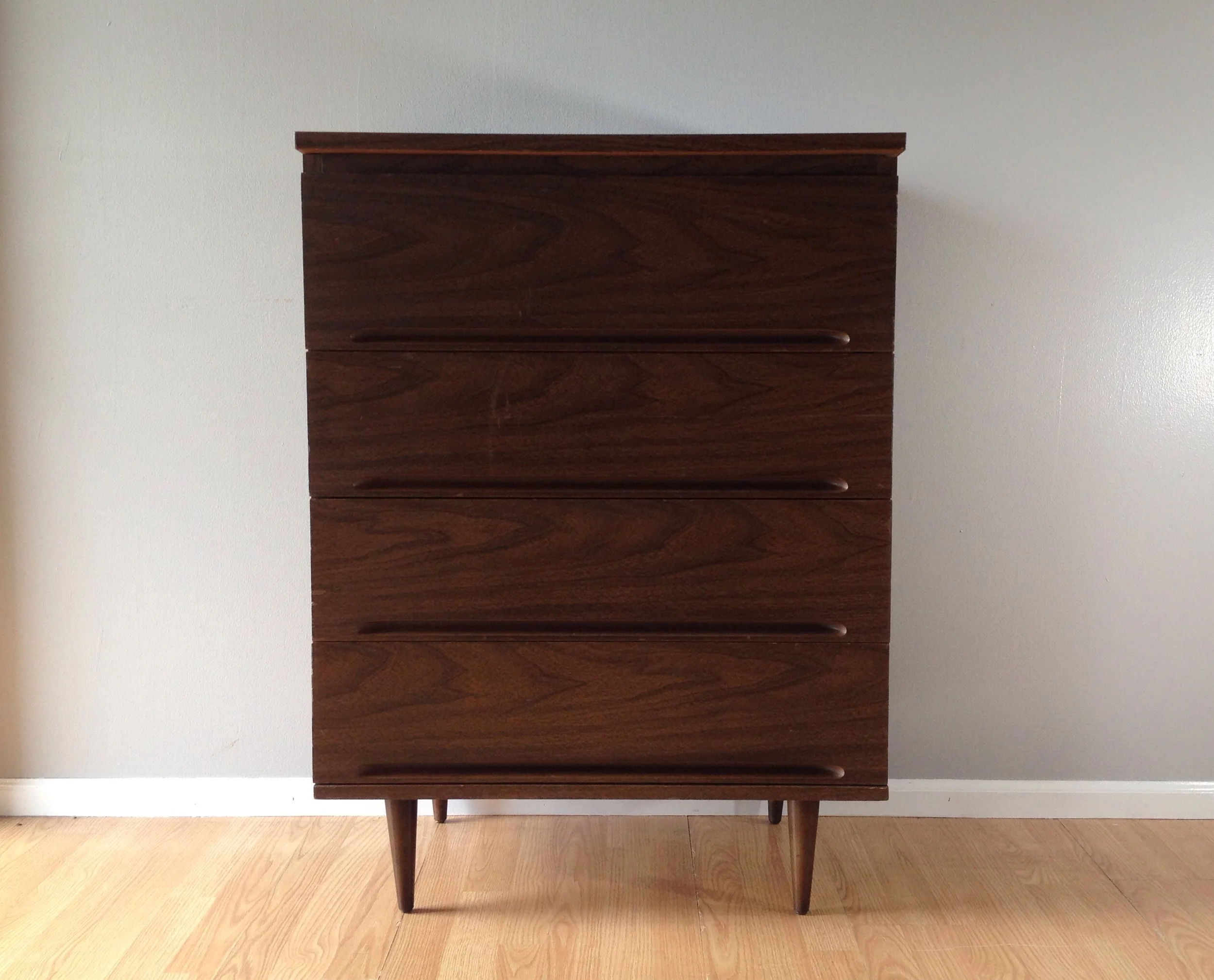 vintage mid century modern chest of drawers.