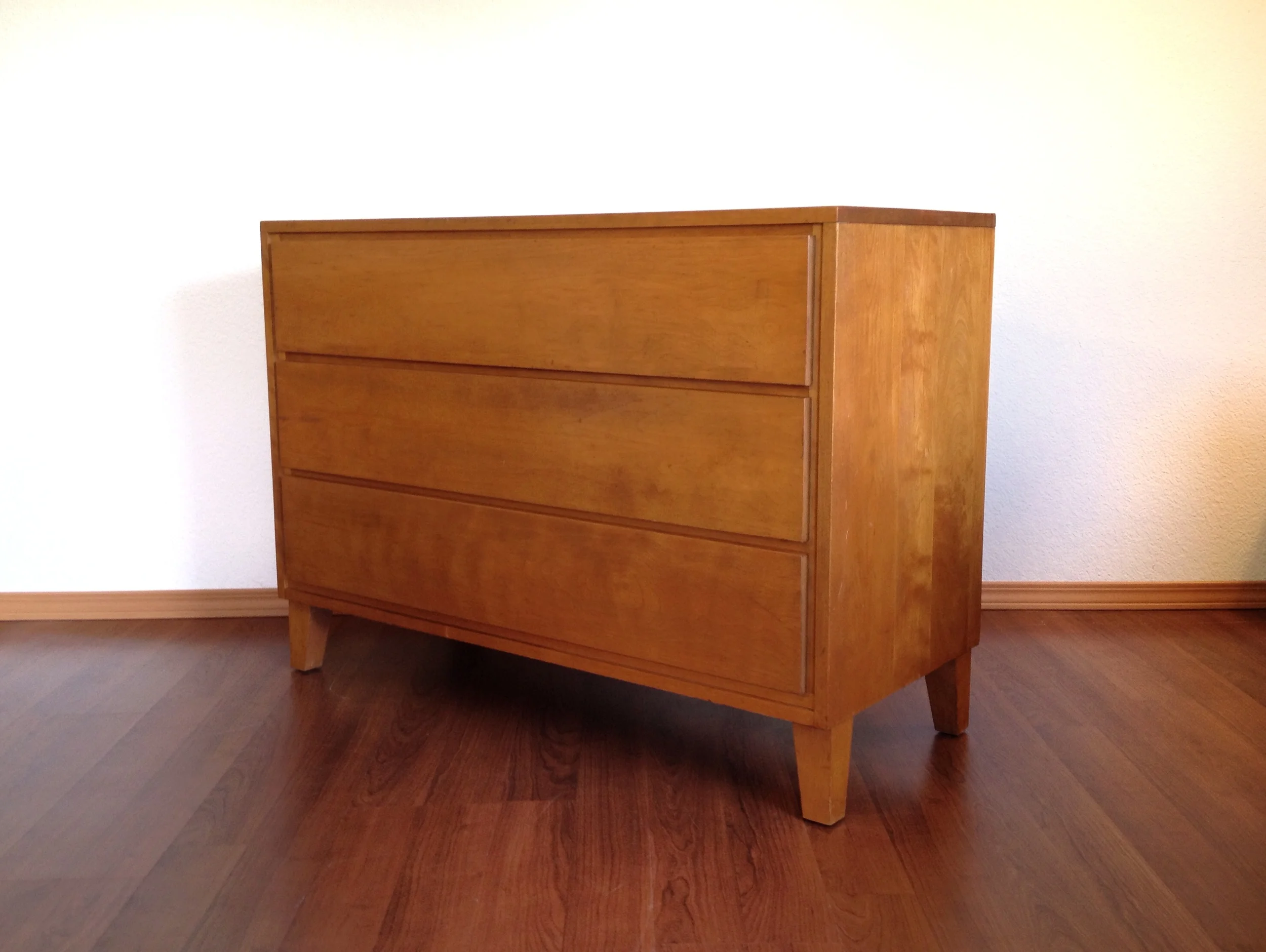 vintage mid century modern Conant Ball Modernmates dresser.