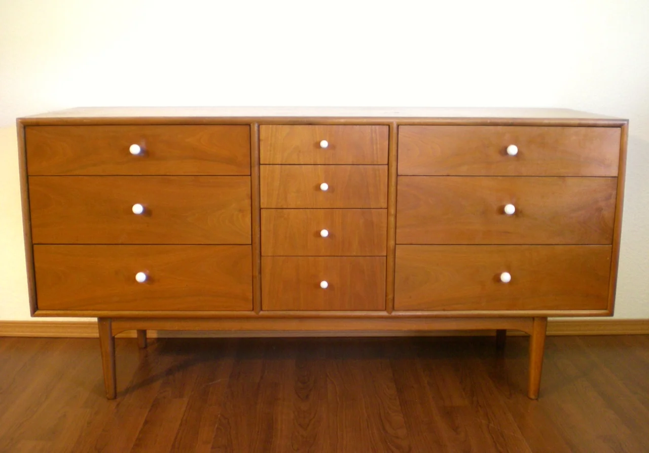 vintage Drexel Declaration 10 drawer dresser.