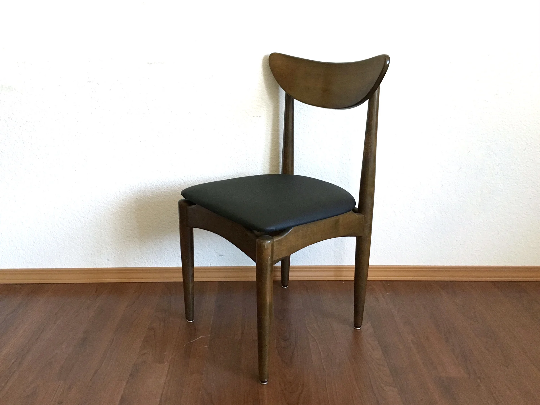 vintage mid century modern desk chair.