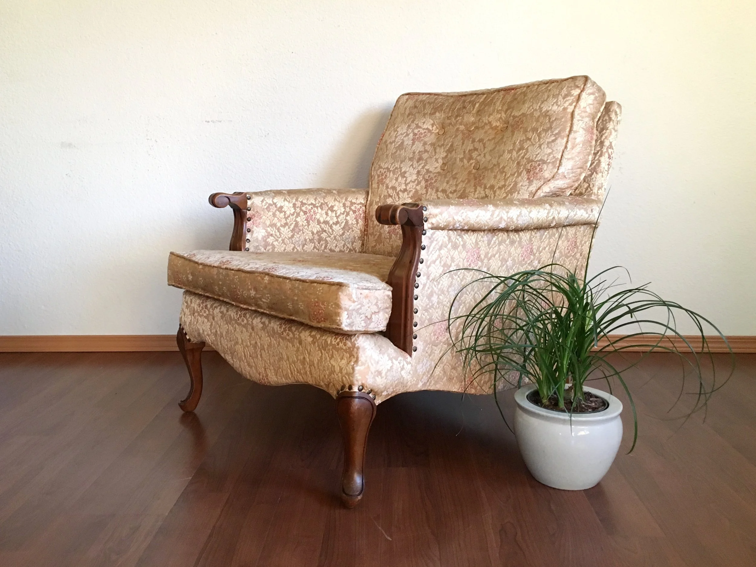 vintage gold & pink arm chair.
