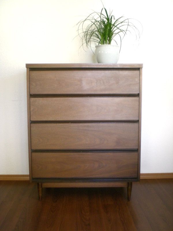 vintage mid century modern 4 drawer dresser1.jpg