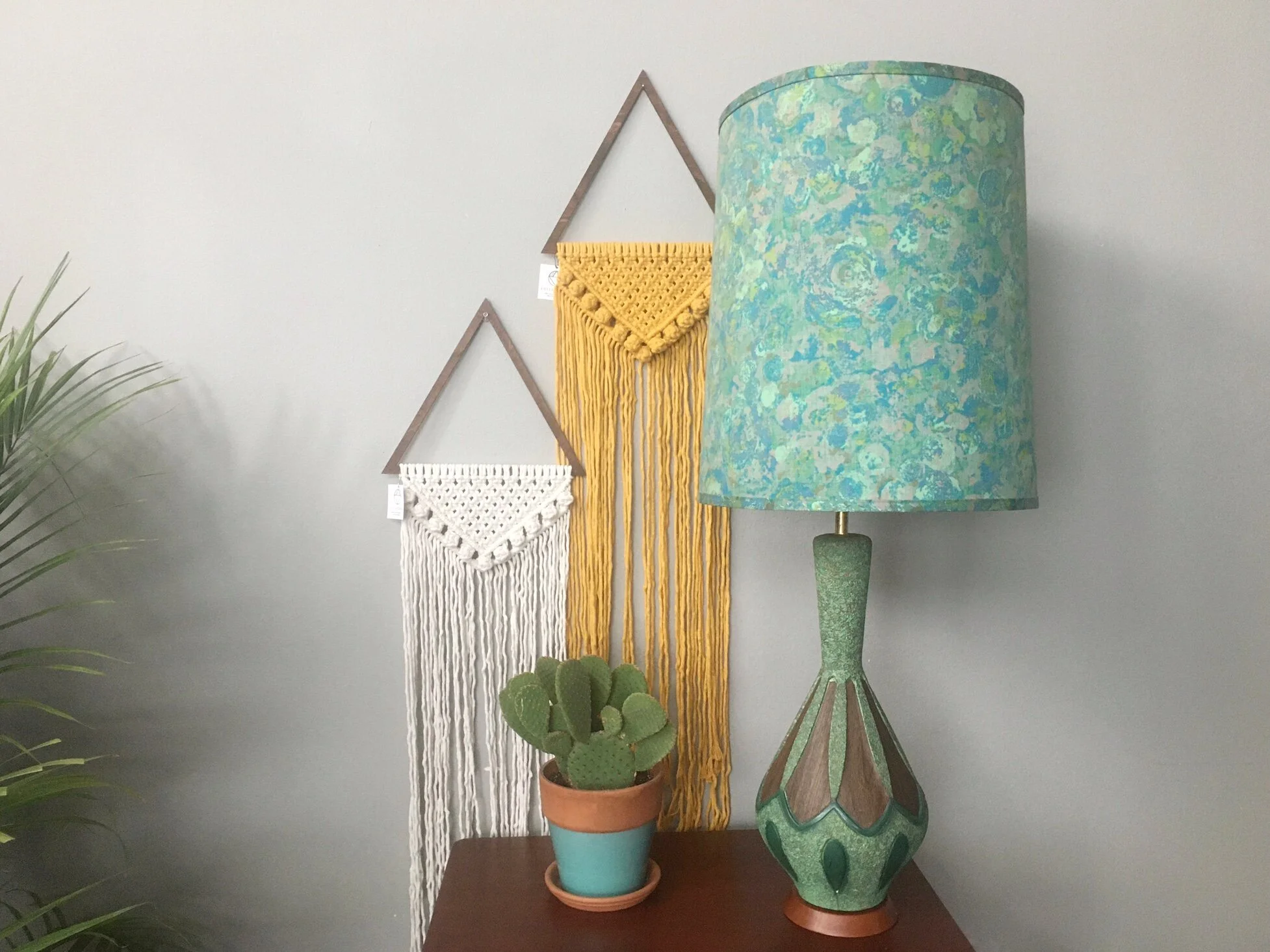 vintage mid century modern atomic teal lamp with shade.