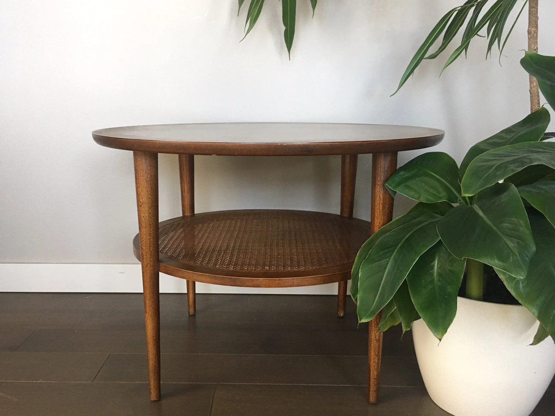 vintage mid century modern round end table by Lane.