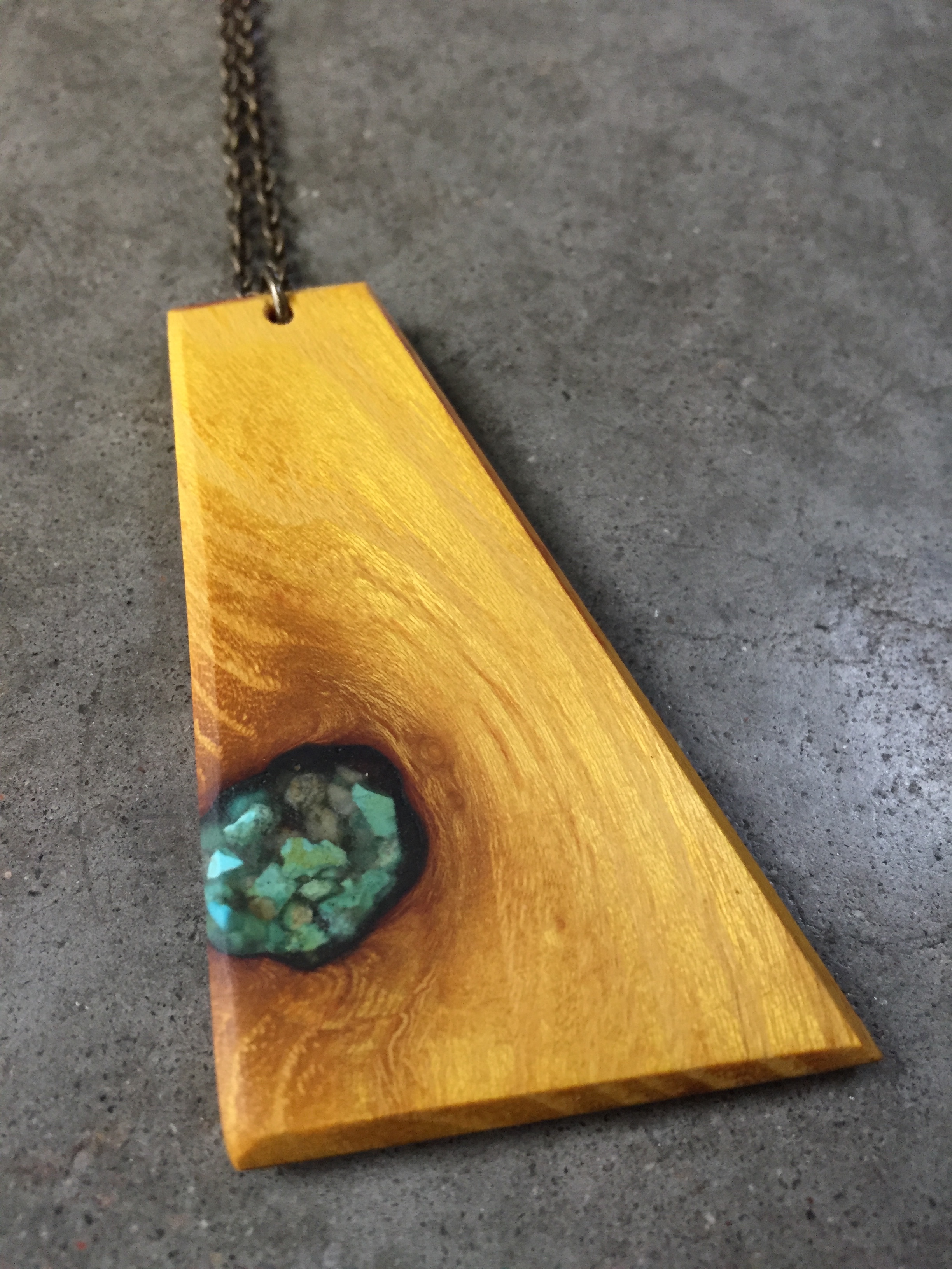 OSAGE ORANGE W/ CERRILLOS TURQUOISE 