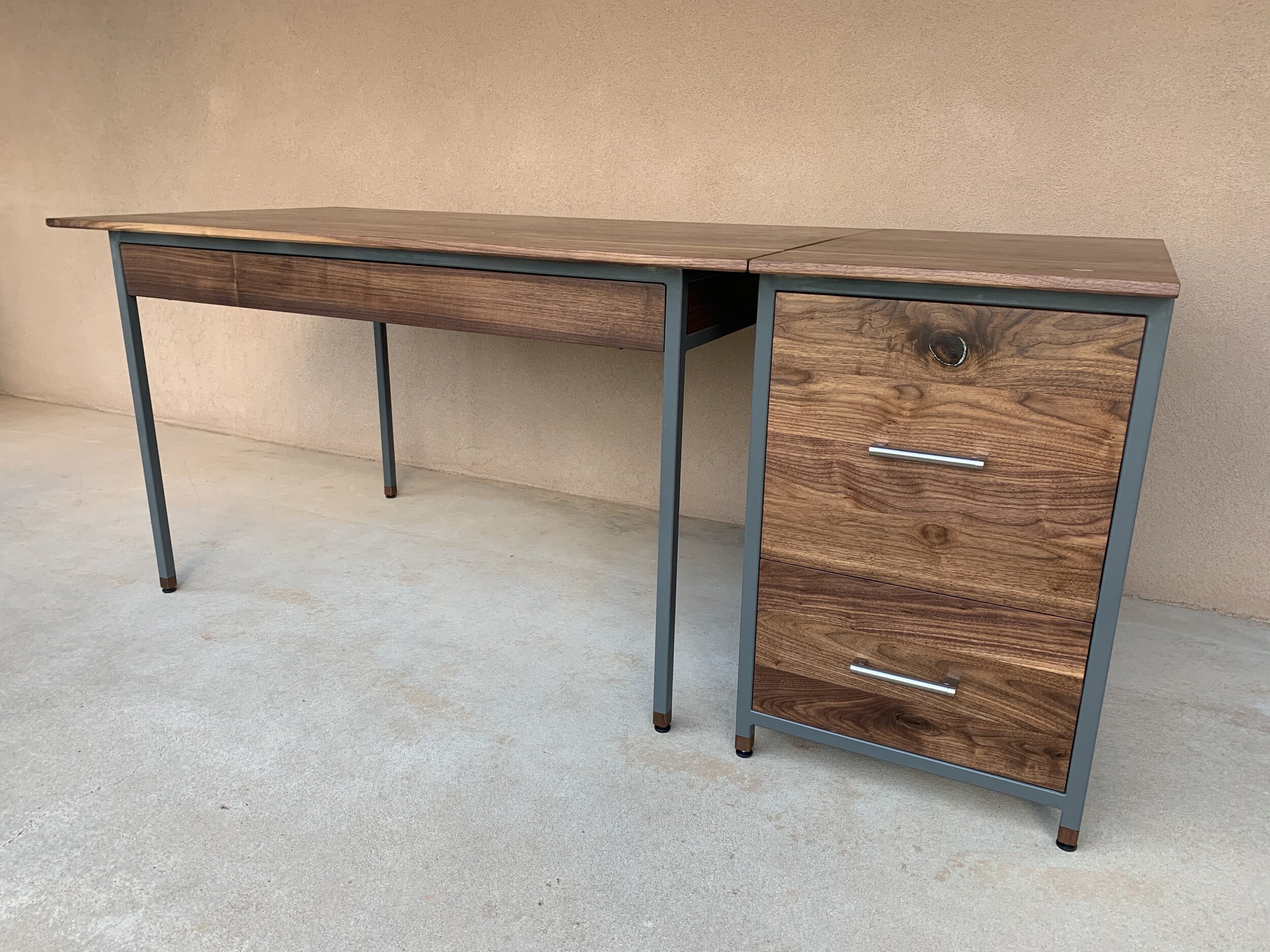 DESKS, CABINETS AND WORK TABLES