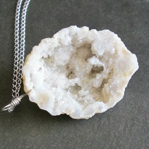 Natural druzy crystal pendant wire wrap handmade pendants for necklace making original handcraft jewelry for women L073