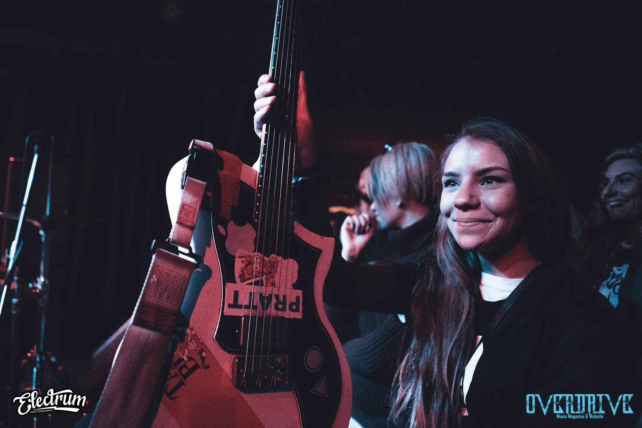 Amber and the guitar