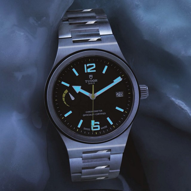 Say hello to the latest edition to the Tudor lineup. The Tudor North Flag is beautiful! 
#watches #tudor #rolex #baselworld #affordable #watchcrush #watchreview #watchesofinstagram #hodinkee #ablogtowatch