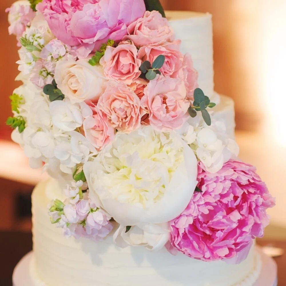 Homestyle buttercream with fresh flowers