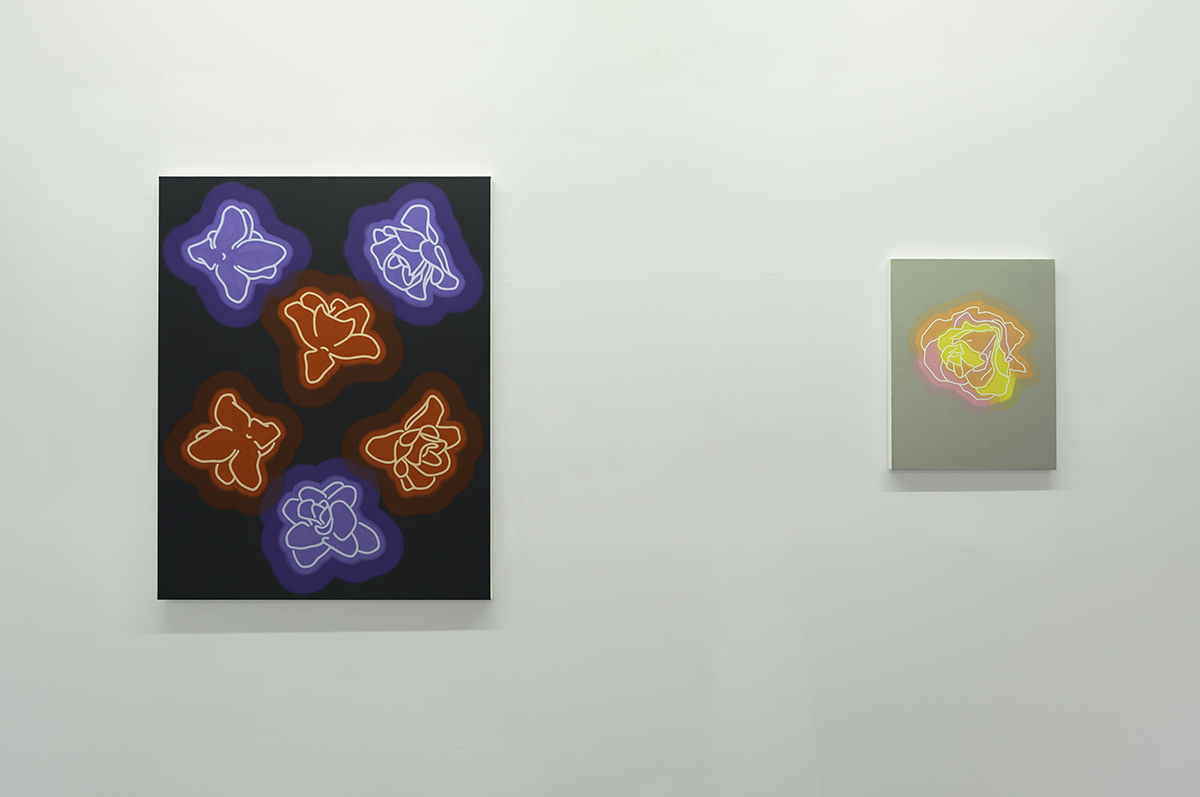EVERYTHING HAS CHANGED Camayuhs, Atlanta, GA Curated Jamie Steele May 11 – June 15, 2019 Aliza Morell, left to right: Blood Moon , 2019; Your Silent Face , 2019