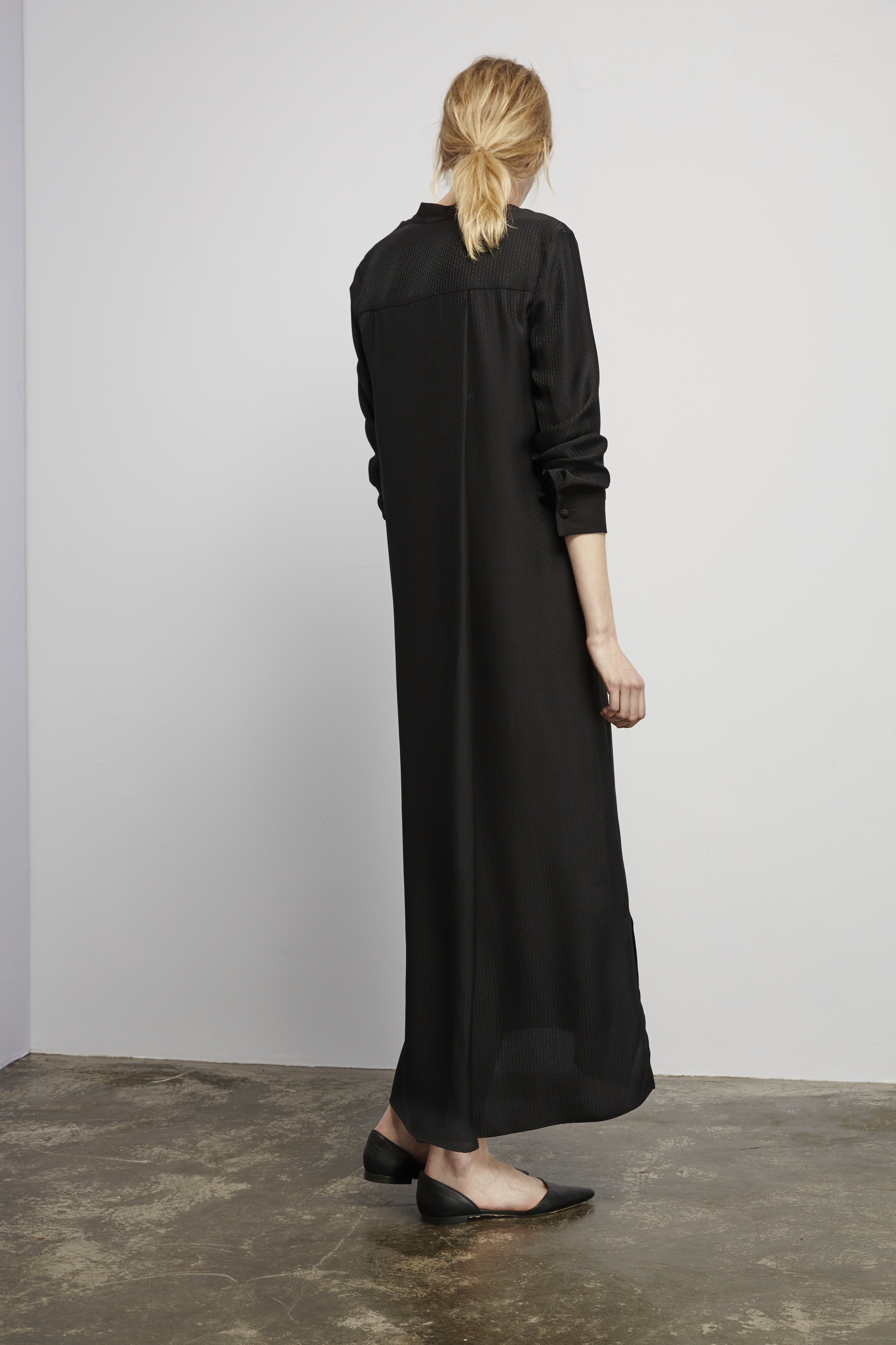 Neutra dress