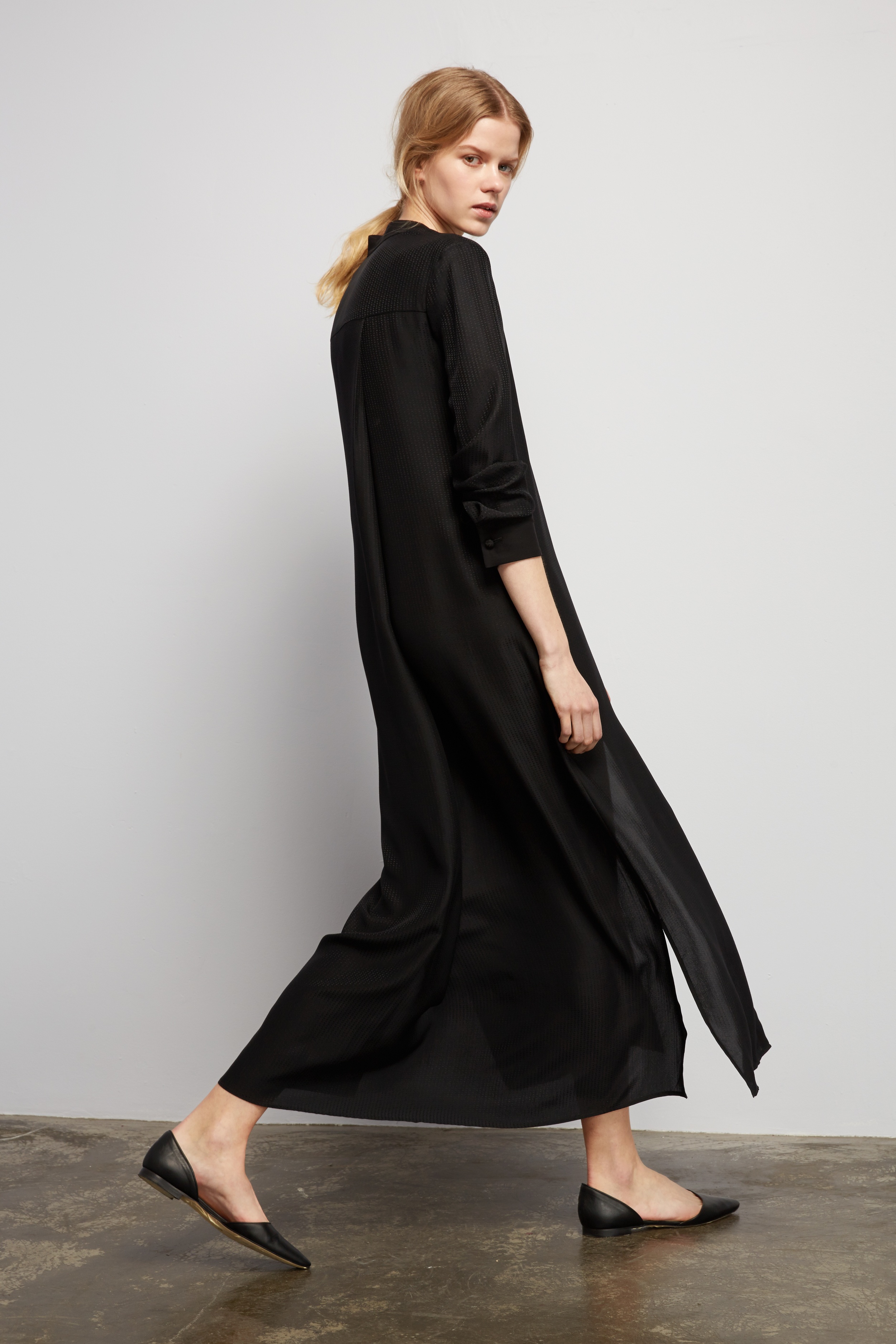 Neutra dress