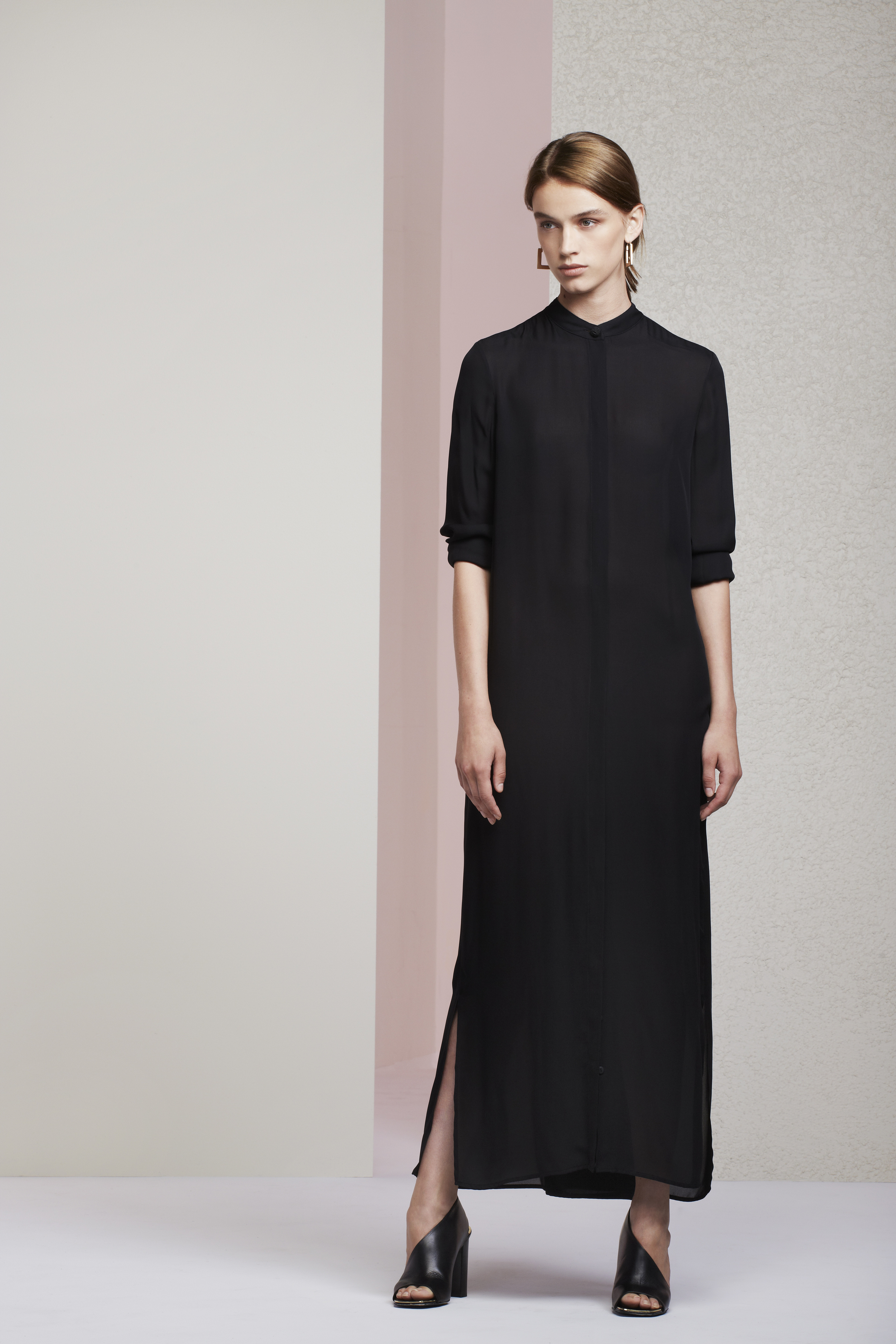 Neutra dress