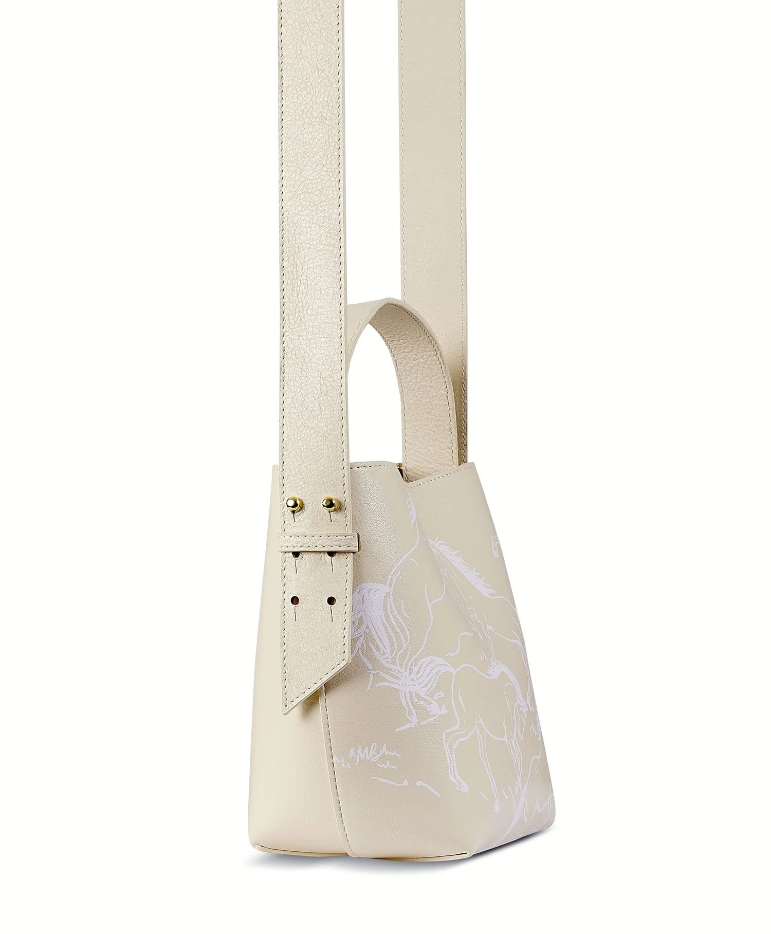 Selena_Cream_BucketBag_withStrap_Sideview.jpg