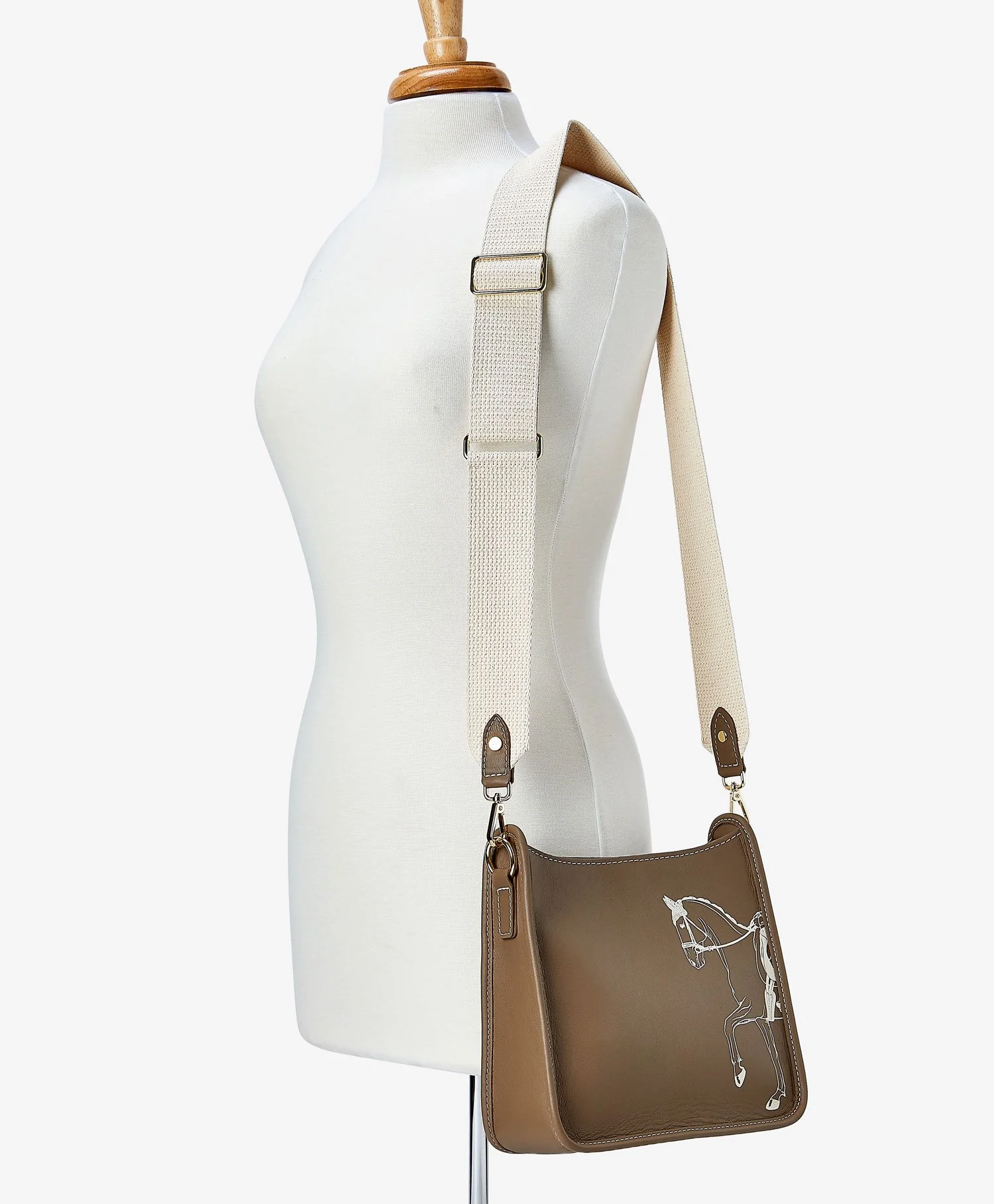 Elle_Marching-horse-equestrian-leather-handbag-taupe_marching-horse-crossbody-bag