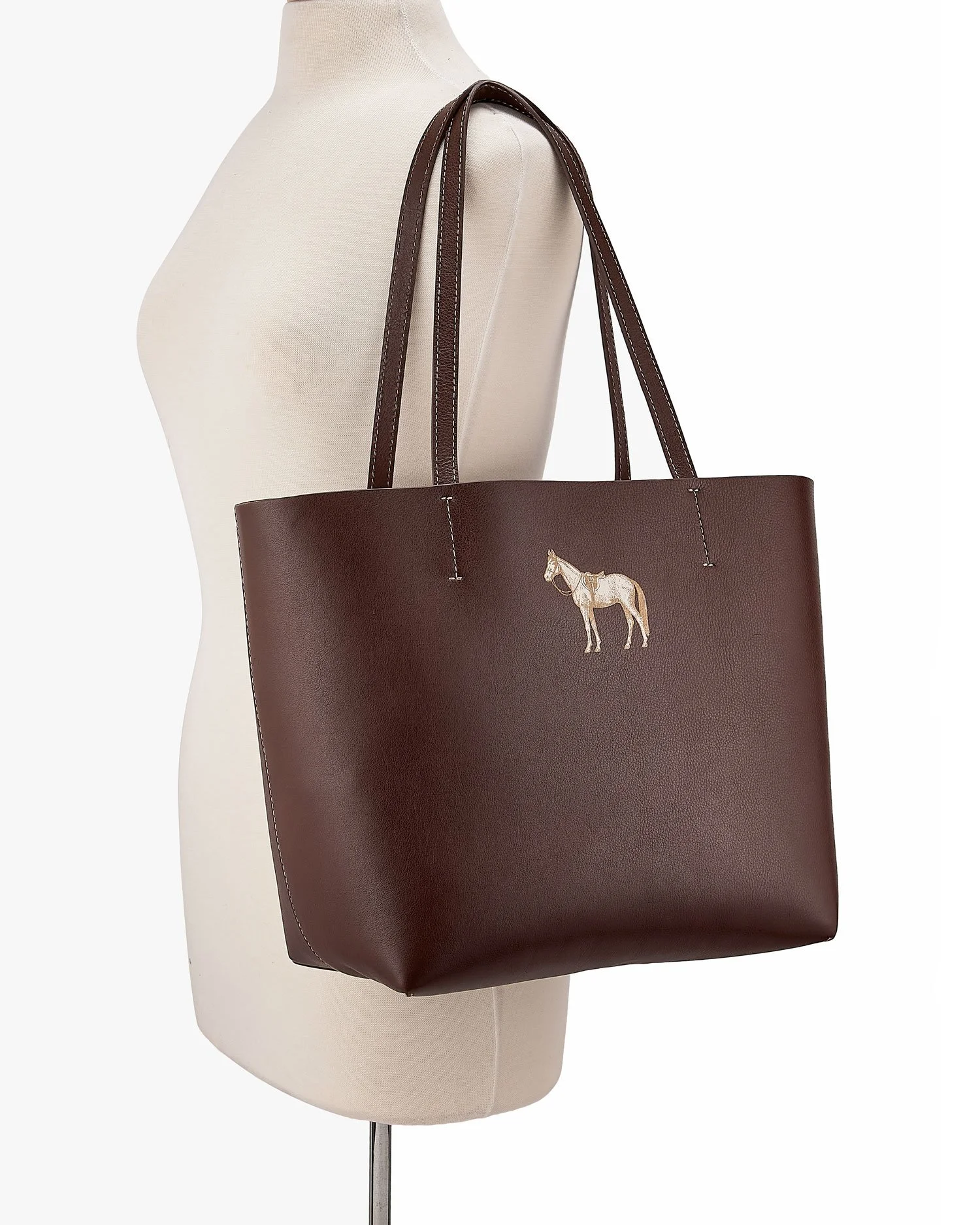 HunterToteBag_ChocolateBrown_Mannequin.jpg
