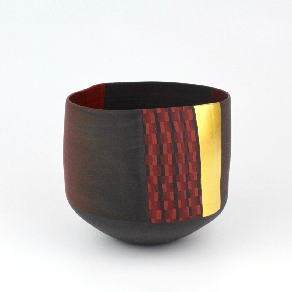 Thomas Hoadley, "Bowl 1122," colored porcelain, 6x7.5x6.5 in, $1600