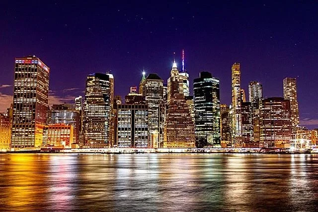 If you must go out, do it late at night when no one is around.. 🌃 
#citylightsphotography #nightphotography #longexposurephotography #lightroomedits #nighttimephotography #lowermanhattan #brooklynbridgephotography #manhattanskyline #manhattanphotogr