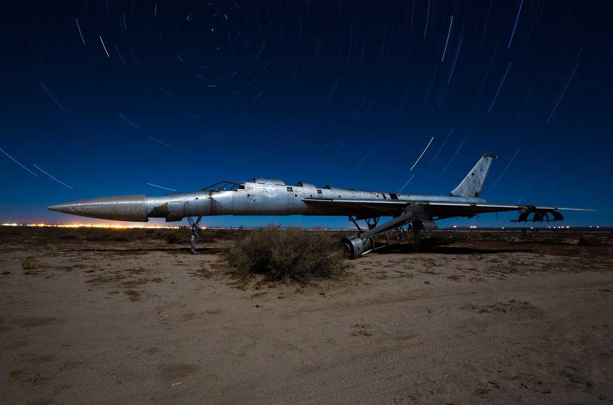 Desert bomber - side view