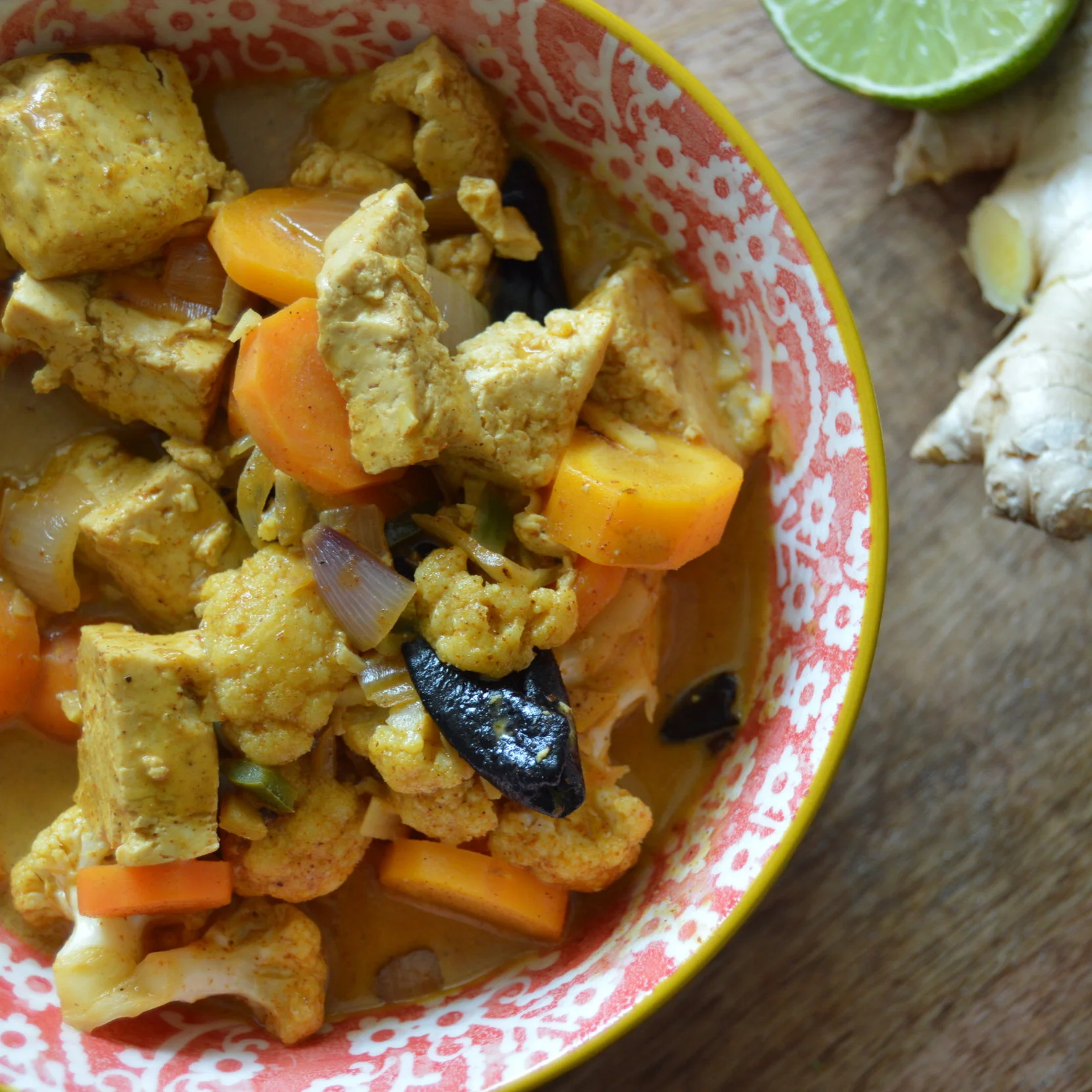 Coconut+Curry+with+Tofu+and+vegetables+%28isa%29.jpg