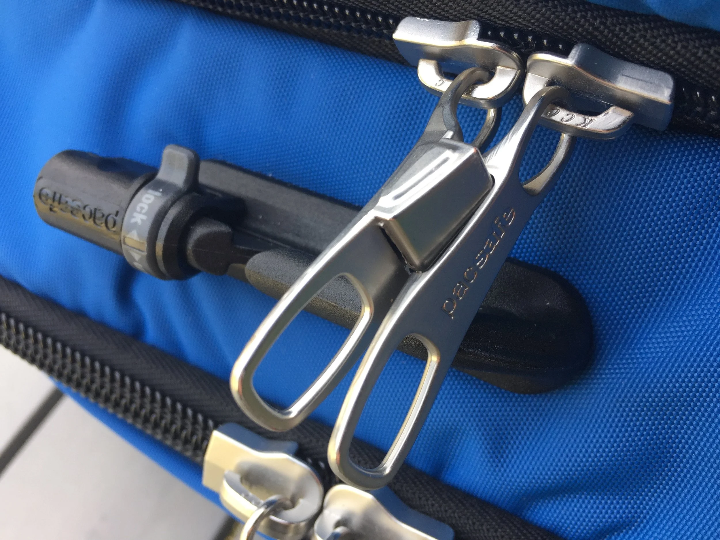 pacsafe 45l