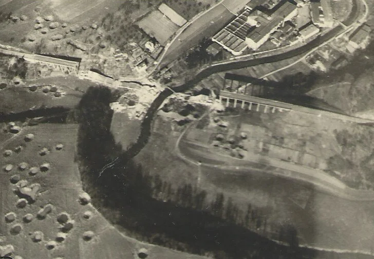 A37.jpg
