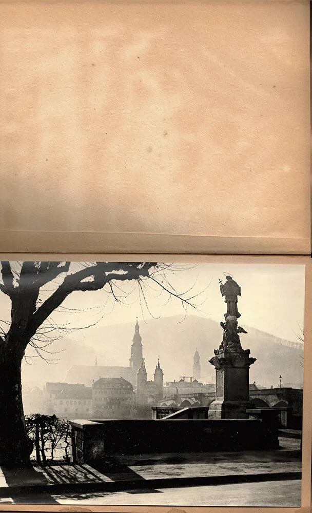 Heidelberg-page-4_s_Karl Theodor Bridge_Alte Brücke.jpg