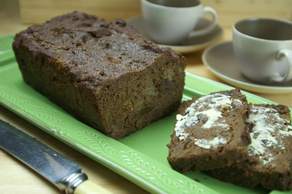 Grapeseed flour apple loaf