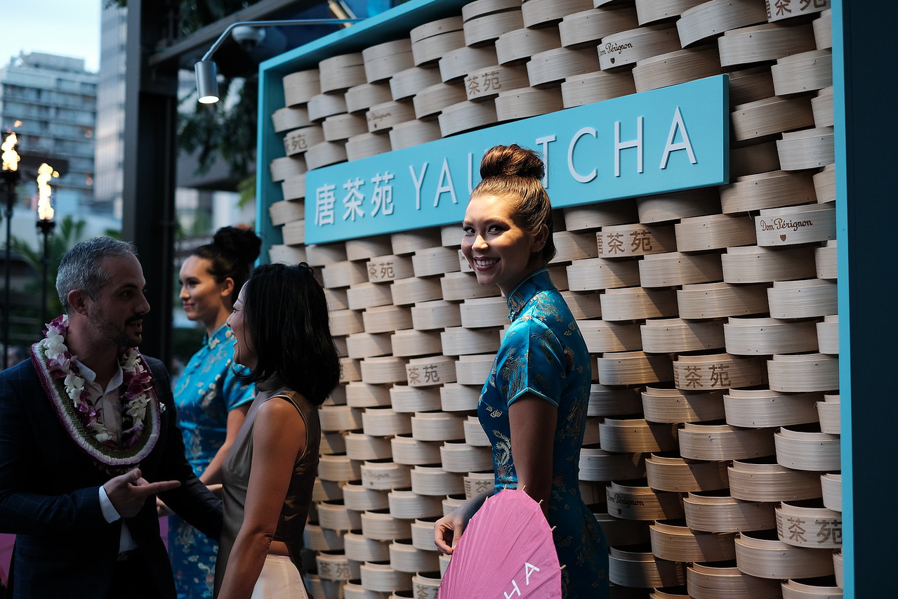 Curate-Yauatcha-Waikiki-Umbrella-Models.jpg