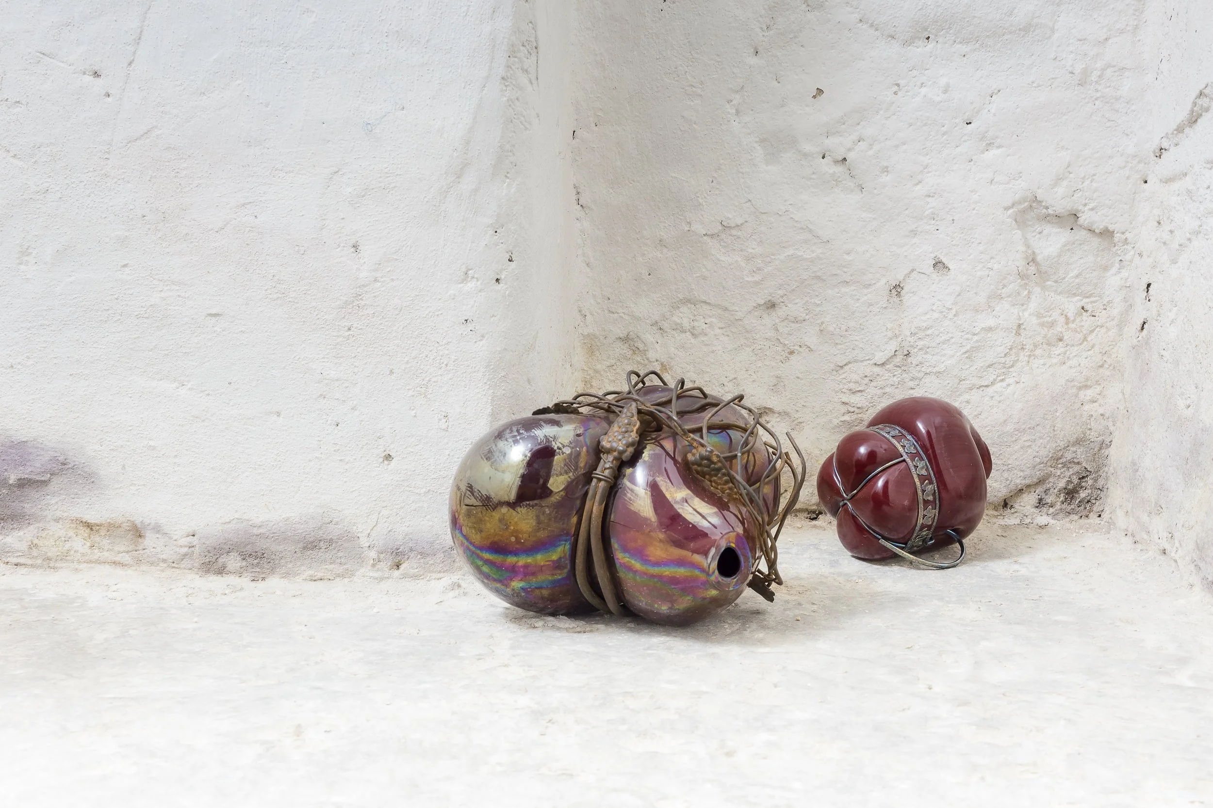 Soffio#2, #3 , 2013, vetro soffiato e metallo, cm 18x17x25/14x13x12