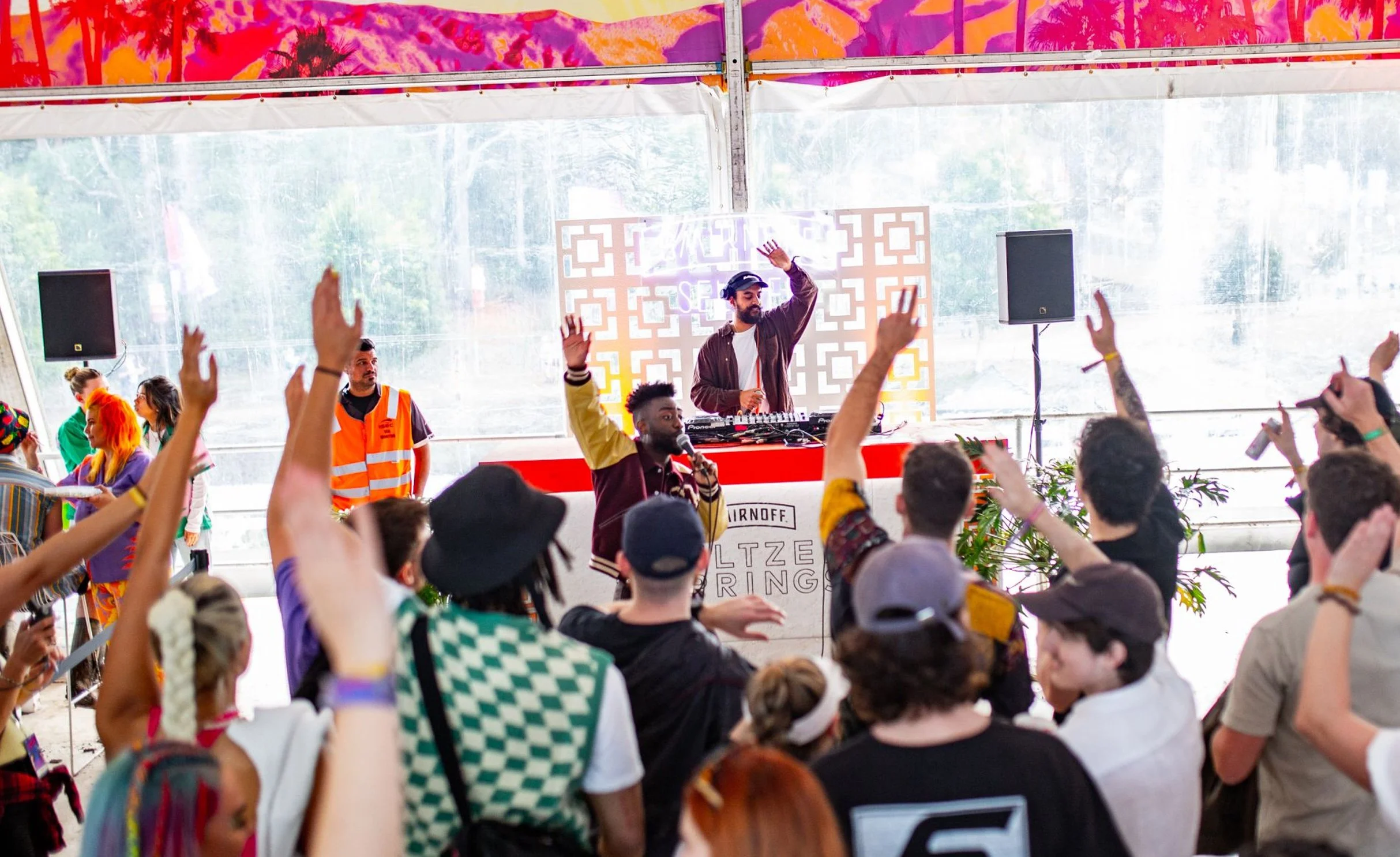 Smirnoff_Seltzer_SITG__0002_3.jpg