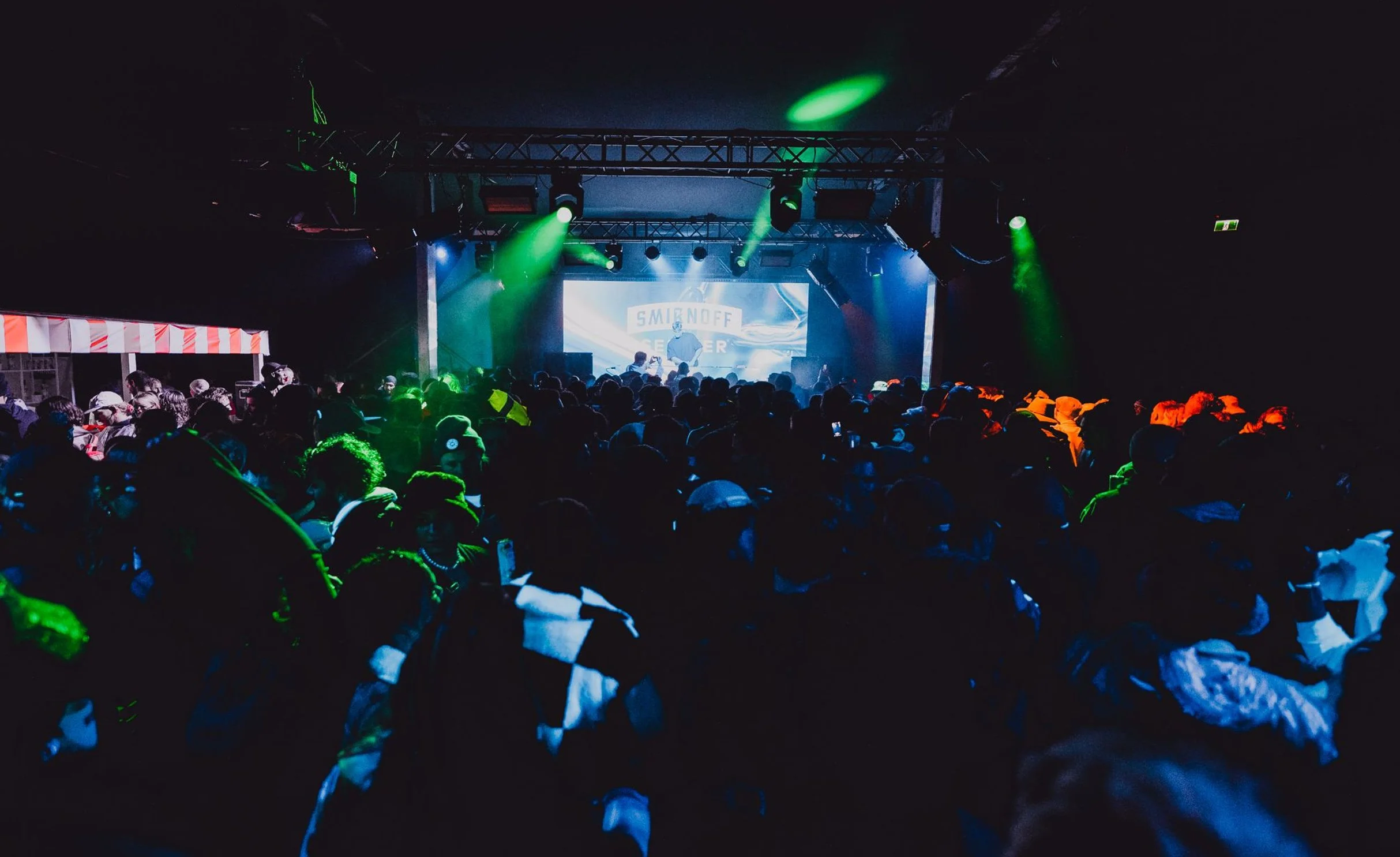 Smirnoff_Seltzer_SITG__0005_5.jpg