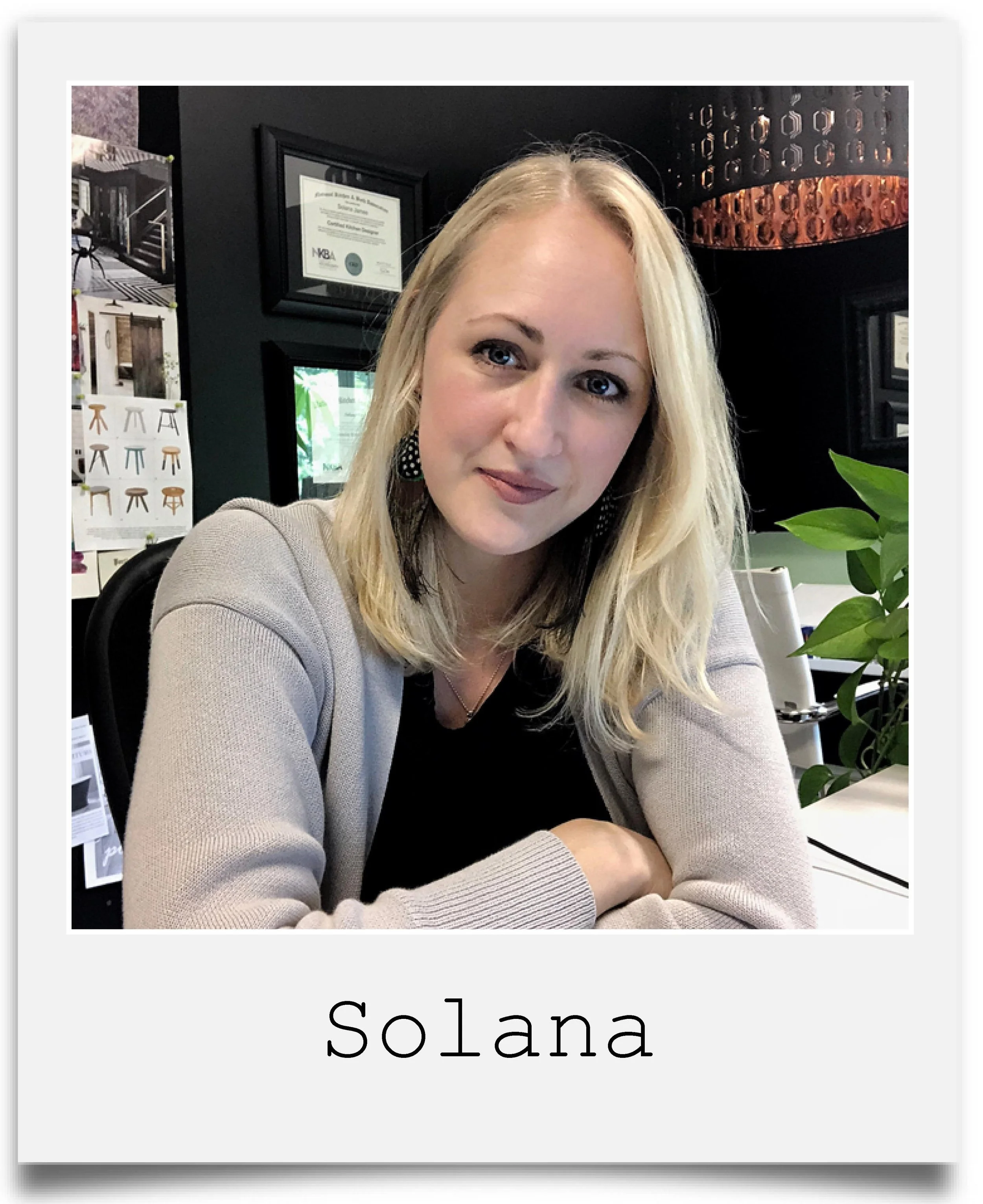 Solana Headshot 2018 .jpg