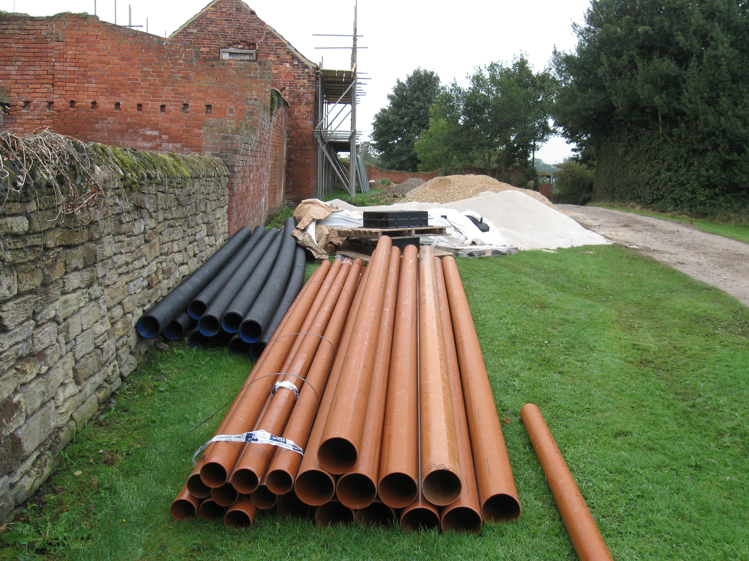  Sewer pipes ready to lay 