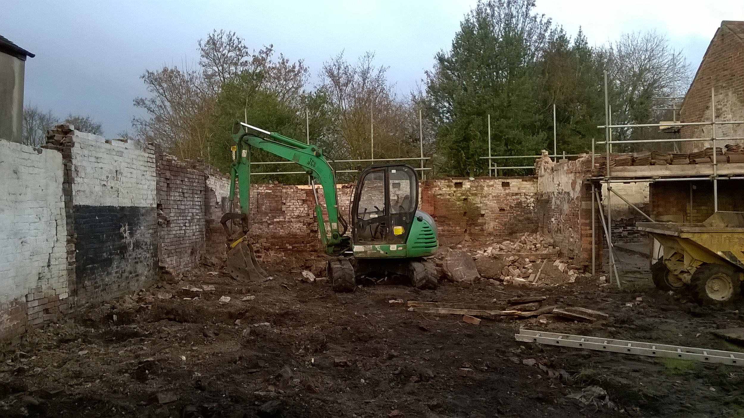  Digging the footings 