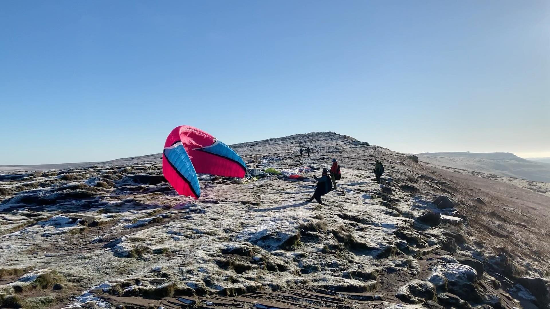 A truly stunning day at Stanage Edge yesterday. Even though it&rsquo;s only a 50min drive from White Heather Barn we had a birthday overnight stay at the Plough Inn at Hathersage with a relaxing beer and evening meal and the following day a beautiful