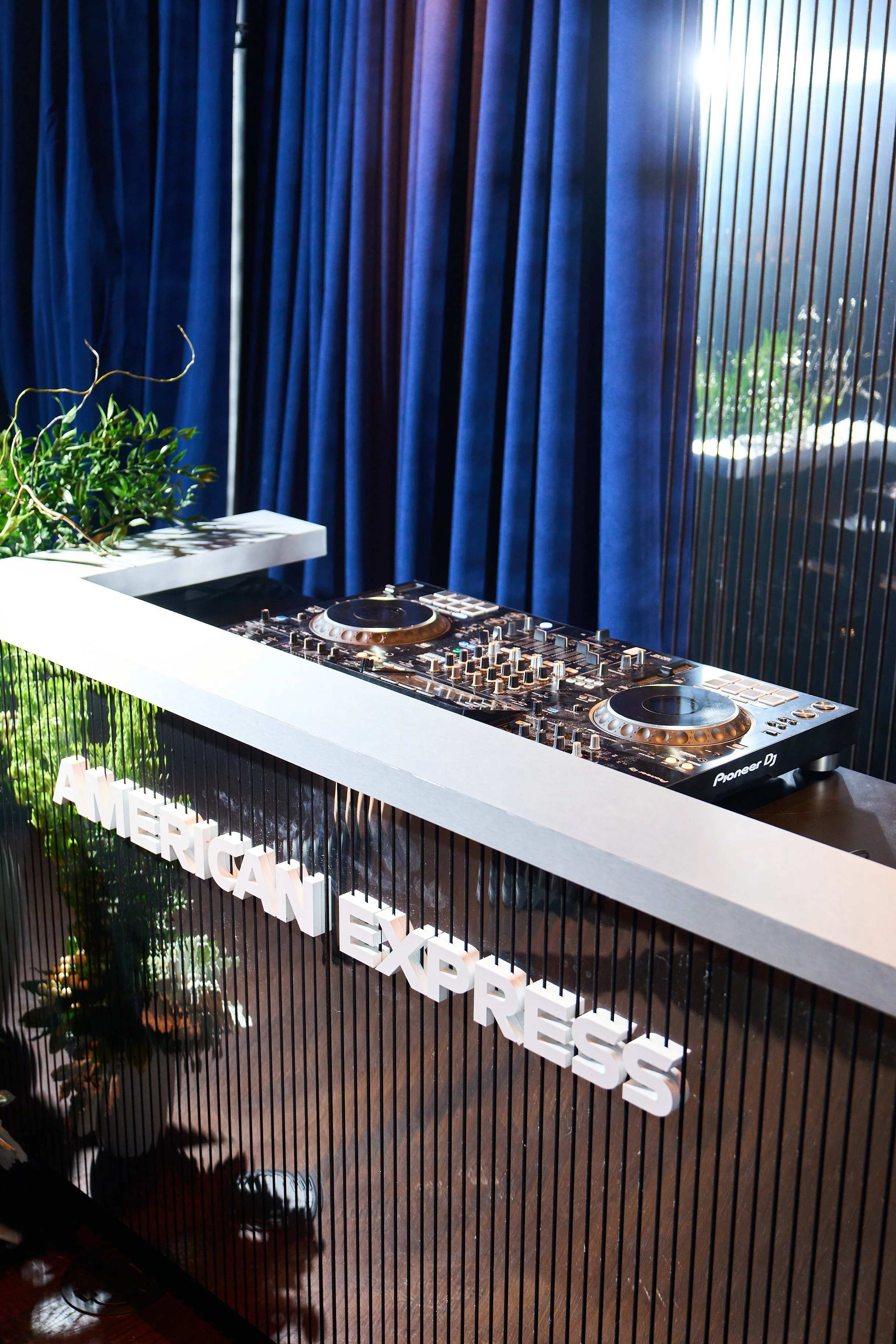 1125_Amex_Aria_7906.jpg