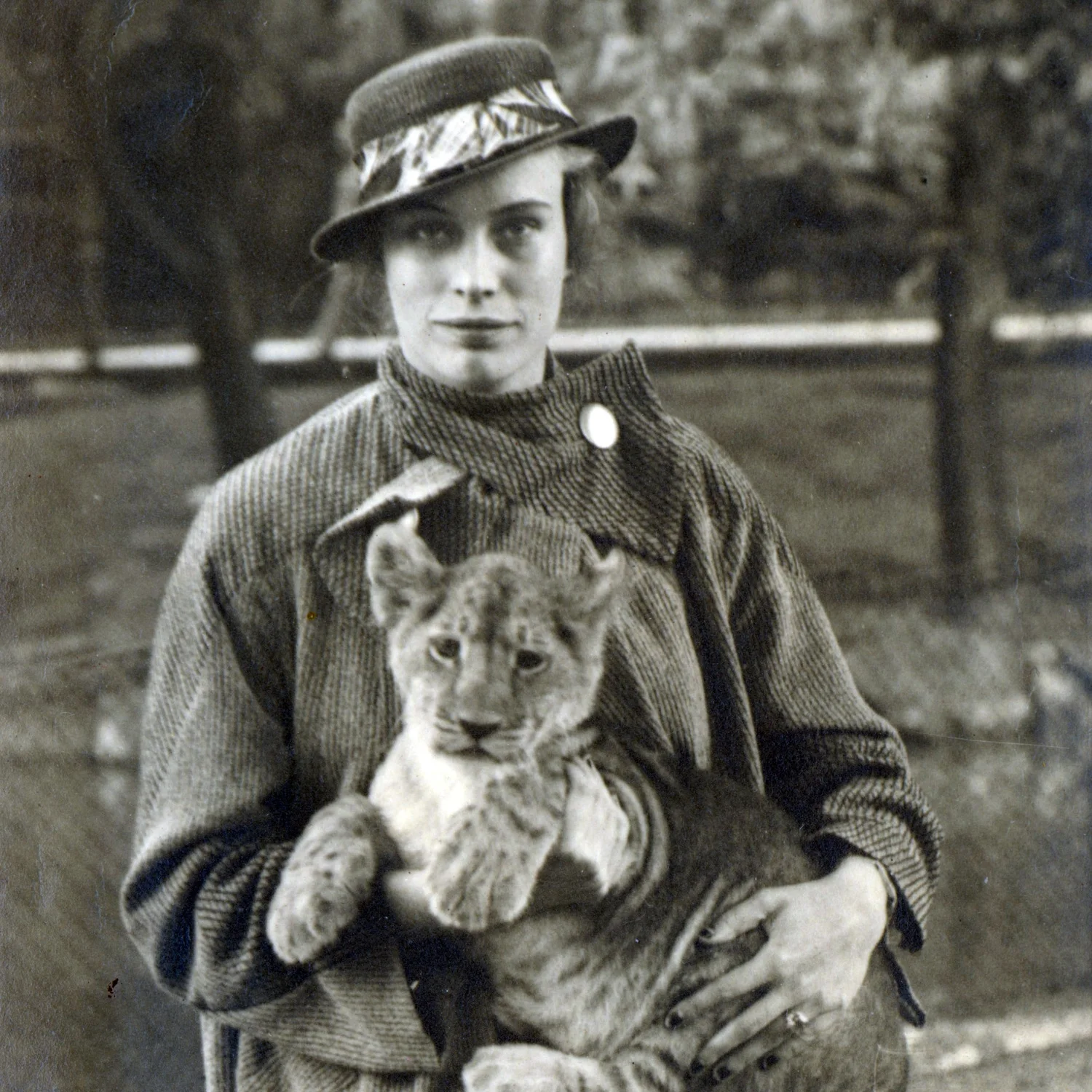 MAHC Honeymoon holding Tiger Cub @ Berlin Zoo.jpg