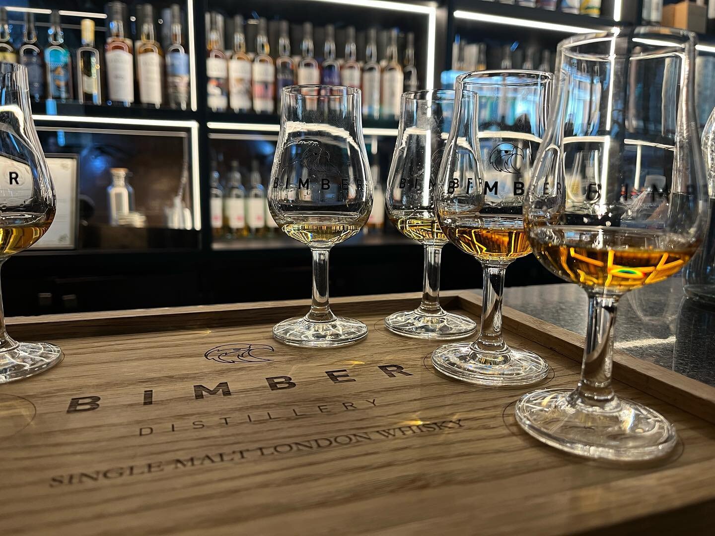 An excellent evening tonight at the @bimberdistillery in North Acton. 

#whiskey #whiskeytasting #smalldistillery #london