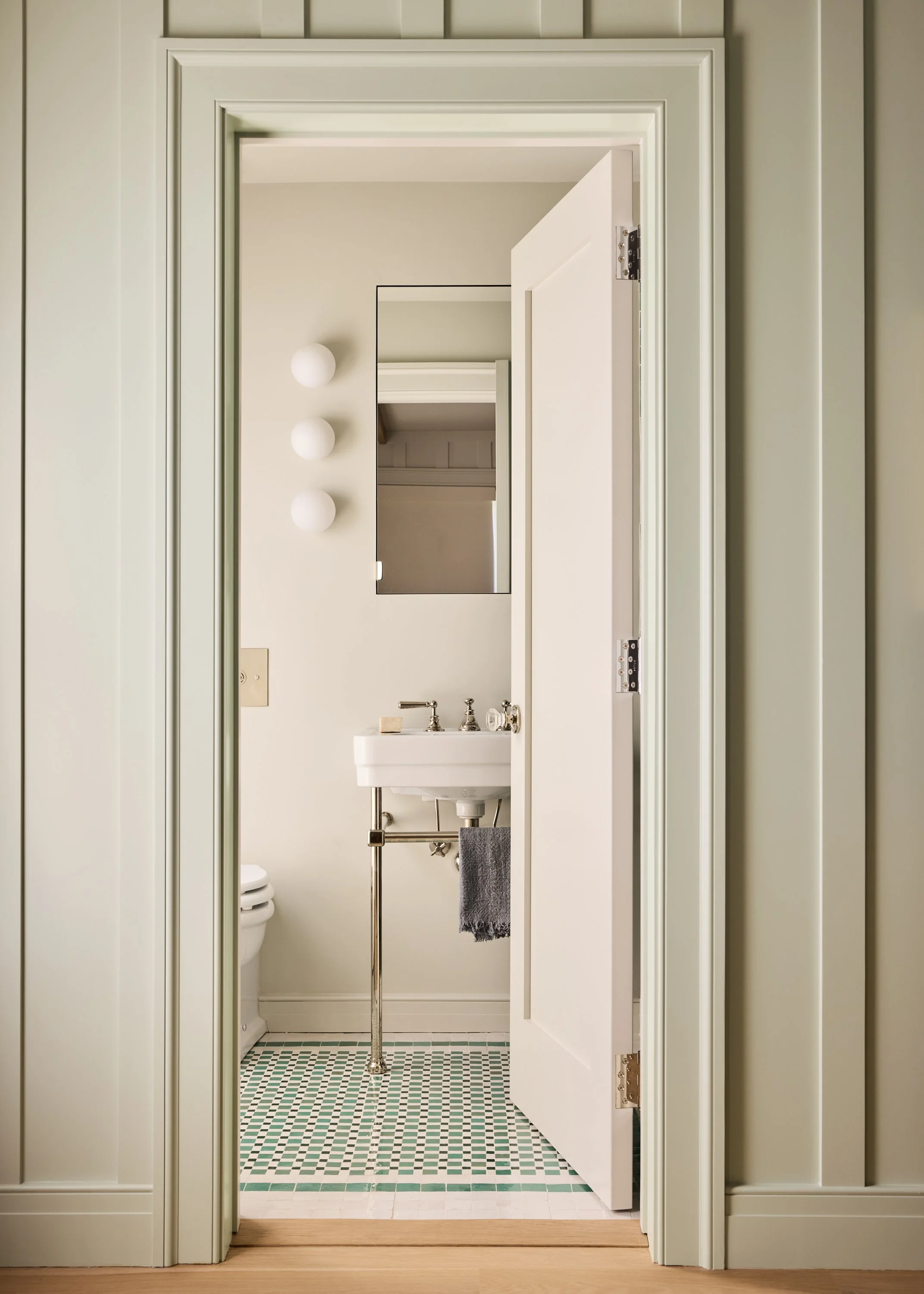 Watermill_Bathroom_101_007.jpg